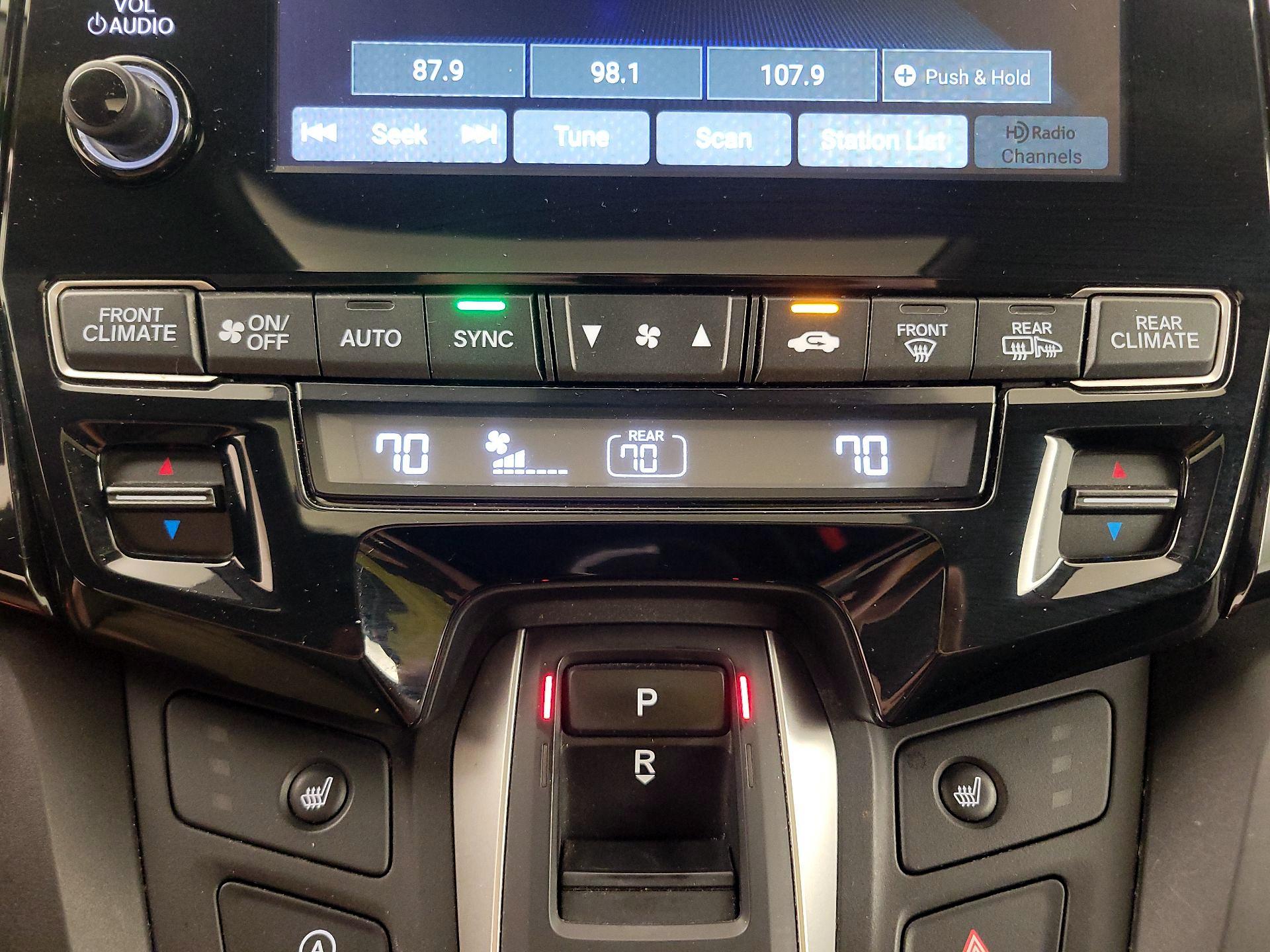 Thumbnail: 2020 Honda Odyssey - 16