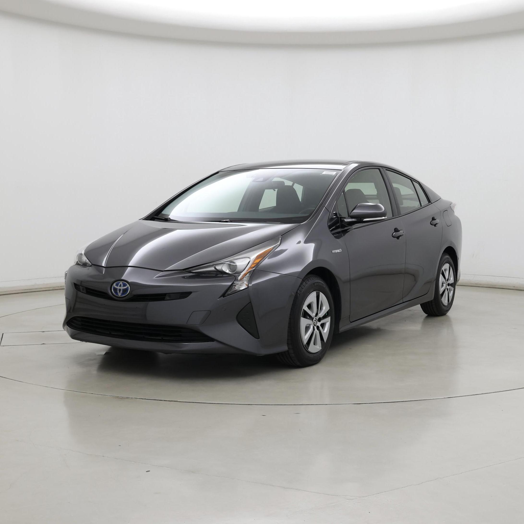 Thumbnail: 2017 Toyota Prius - 4