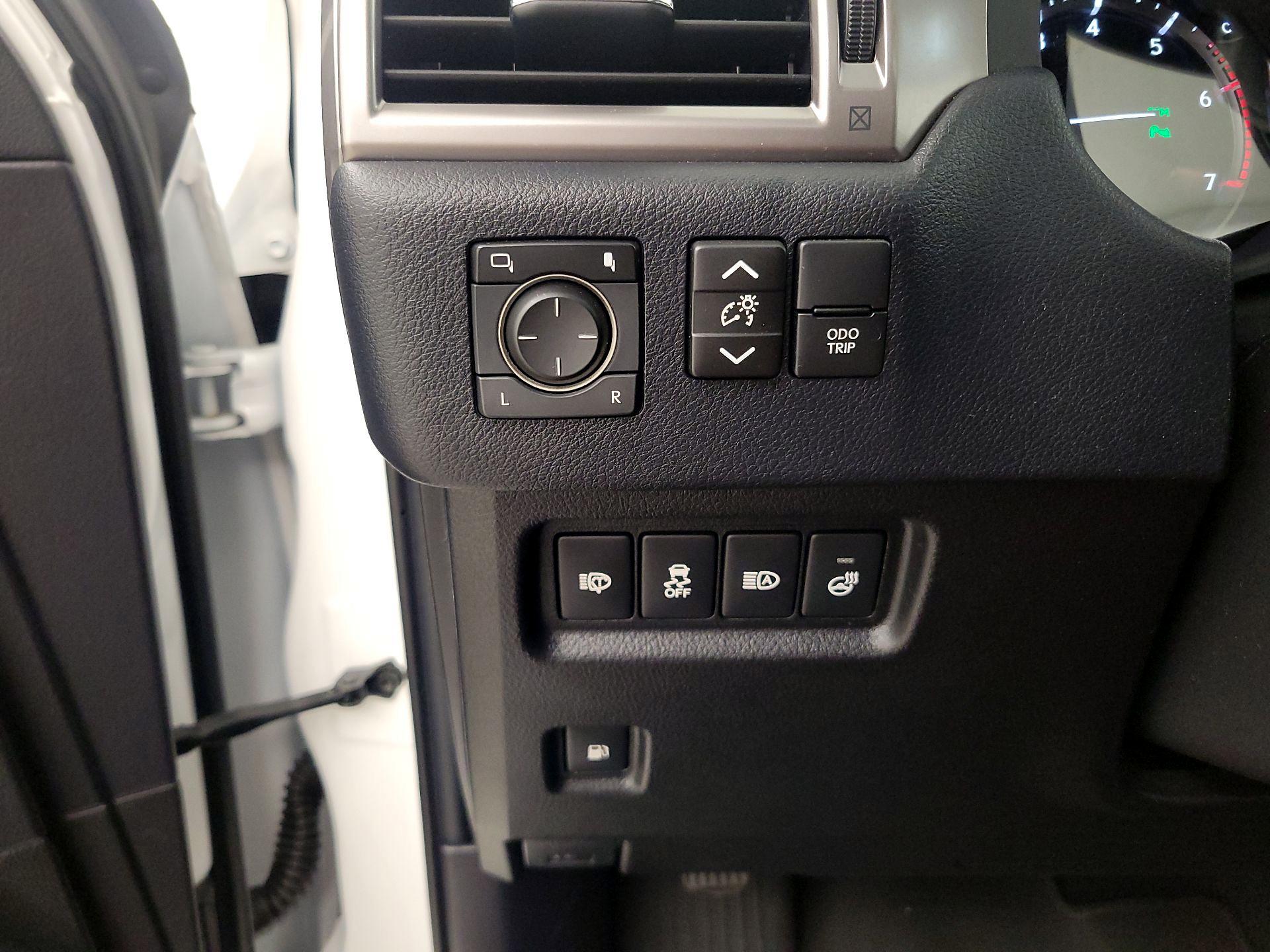 Thumbnail: 2022 Lexus GX - 13