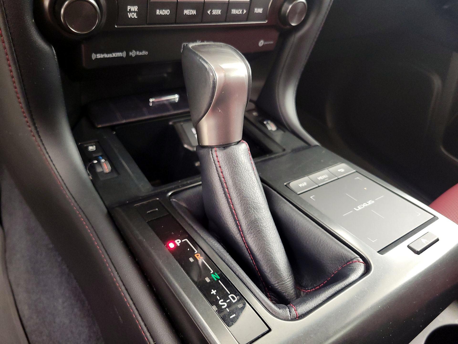 Thumbnail: 2022 Lexus GX - 18