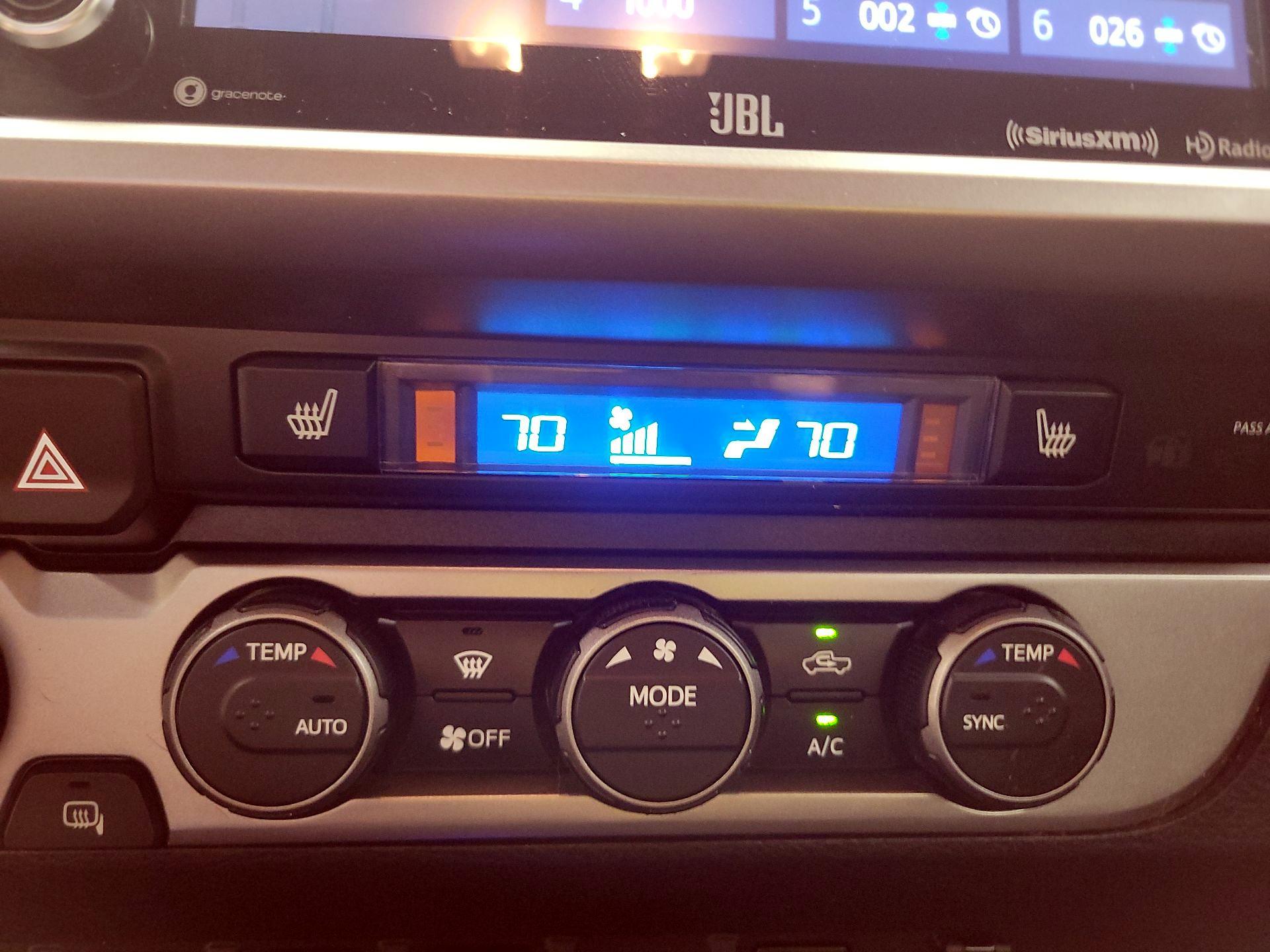 Thumbnail: 2020 Toyota Tacoma - 17