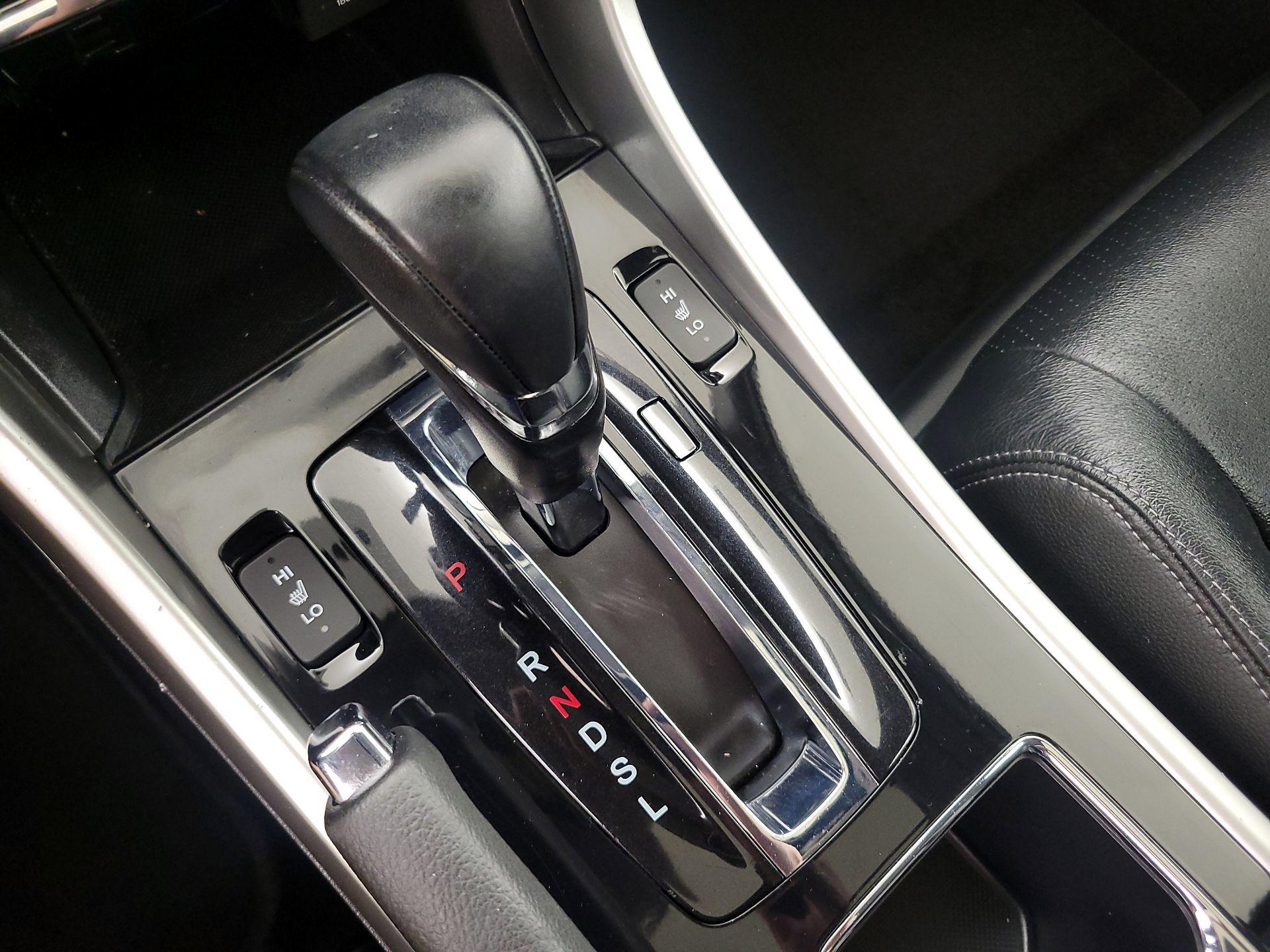 Thumbnail: 2016 Honda Accord - 17
