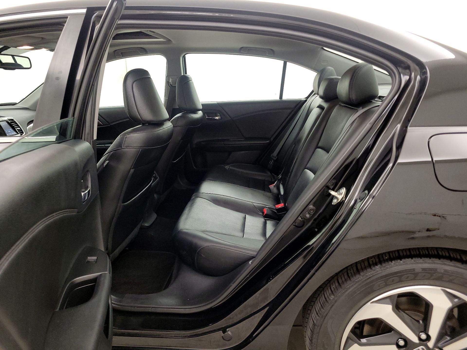 Thumbnail: 2016 Honda Accord - 20