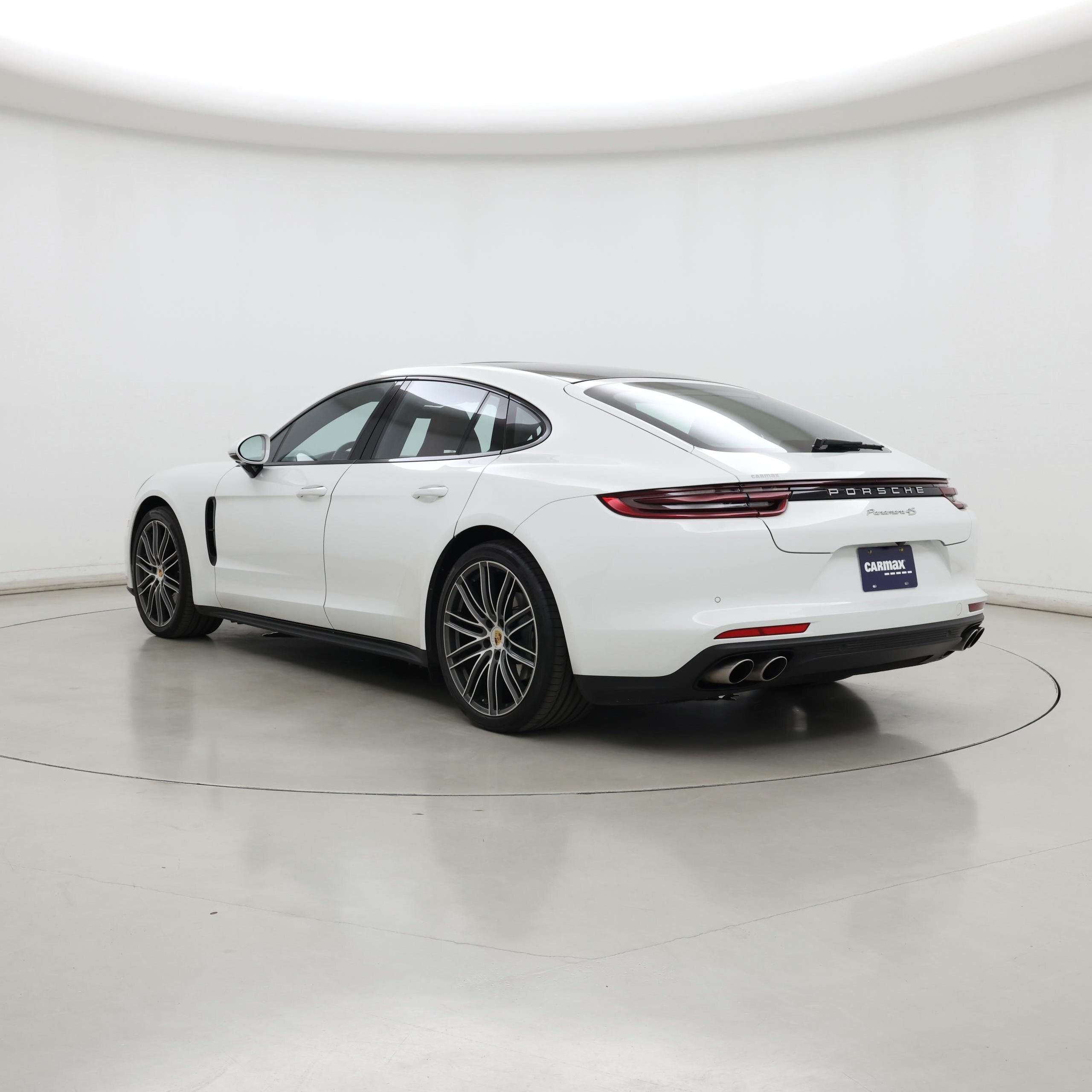 Thumbnail: 2018 Porsche Panamera - 2