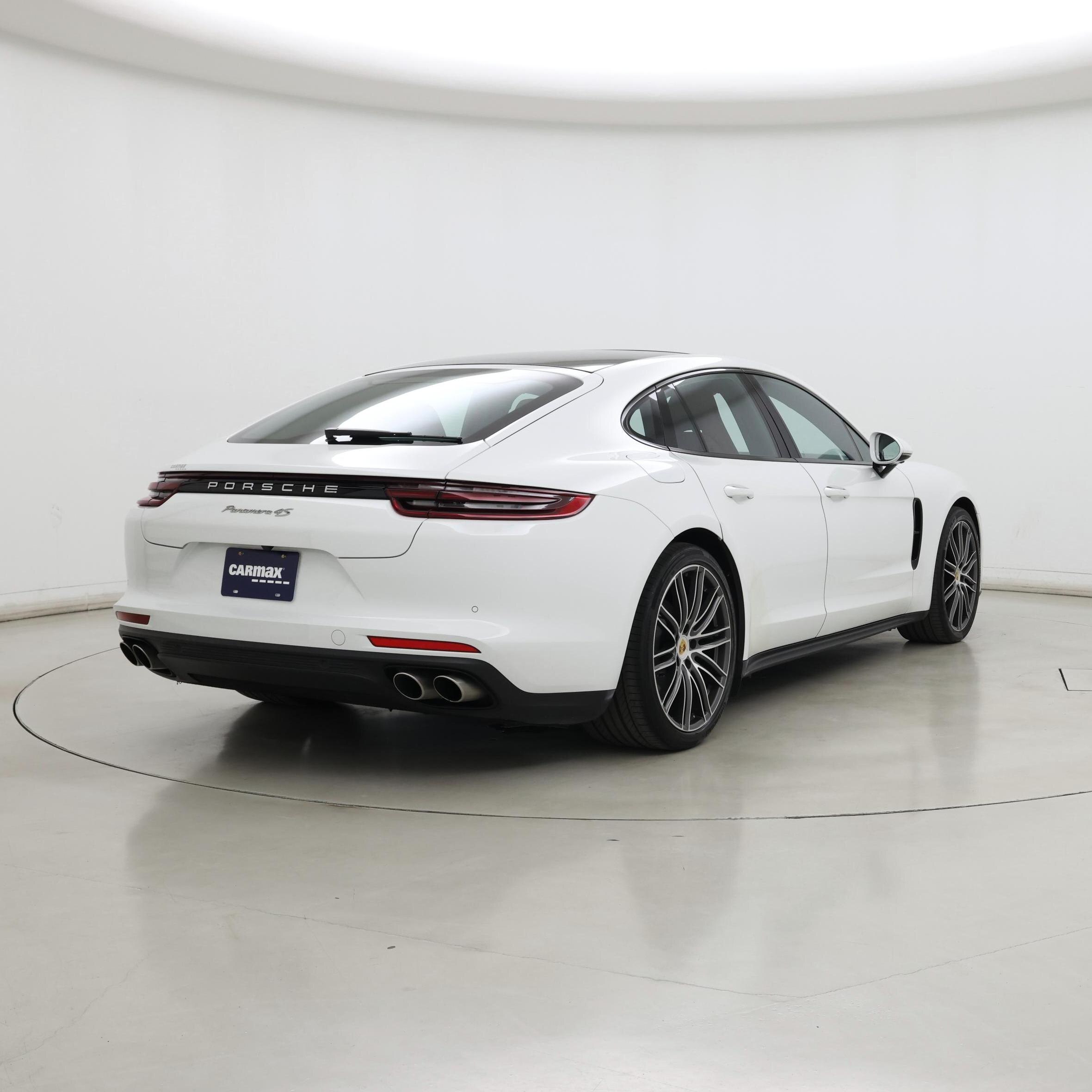 Thumbnail: 2018 Porsche Panamera - 8