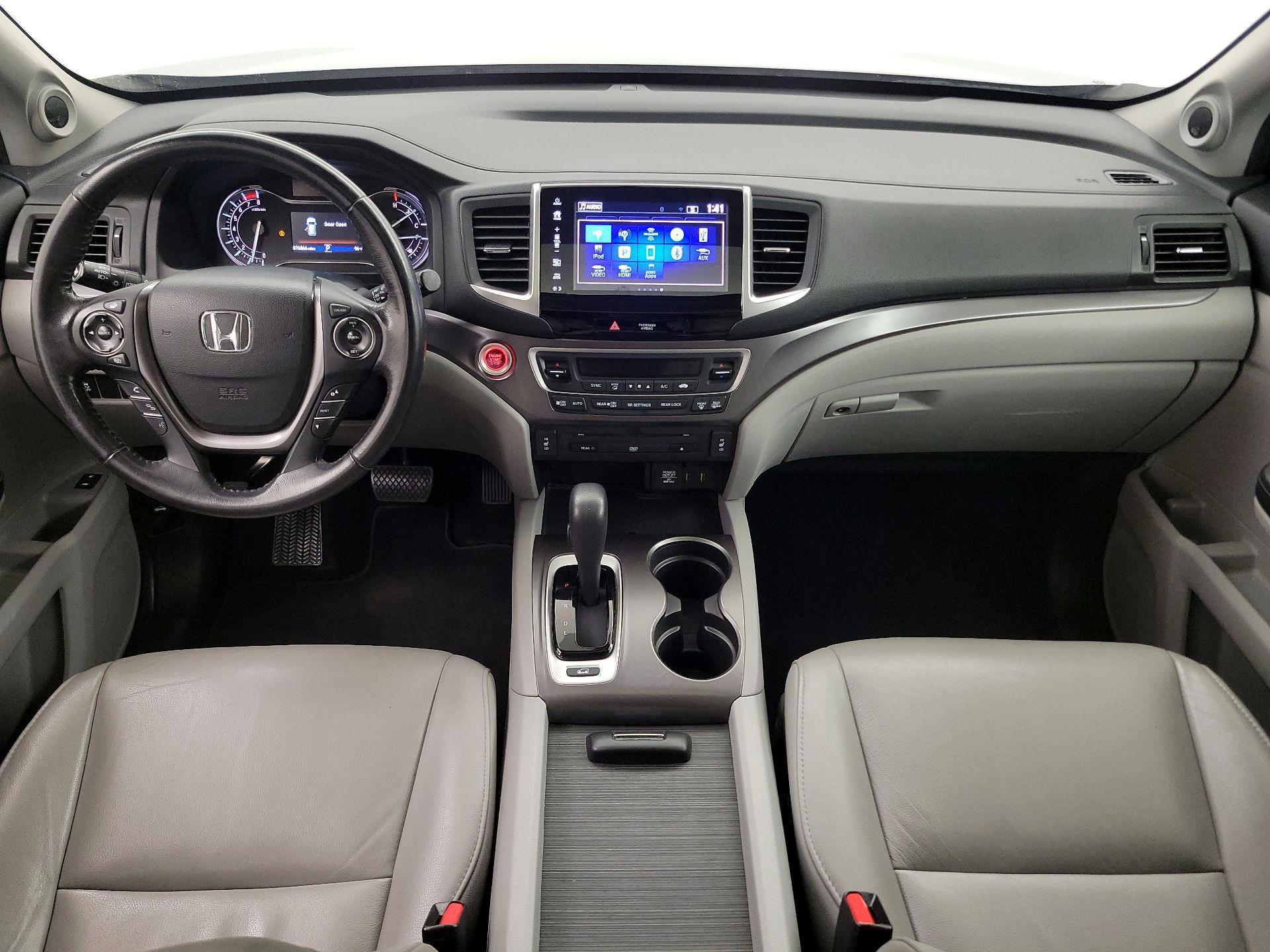 Thumbnail: 2018 Honda Pilot - 9
