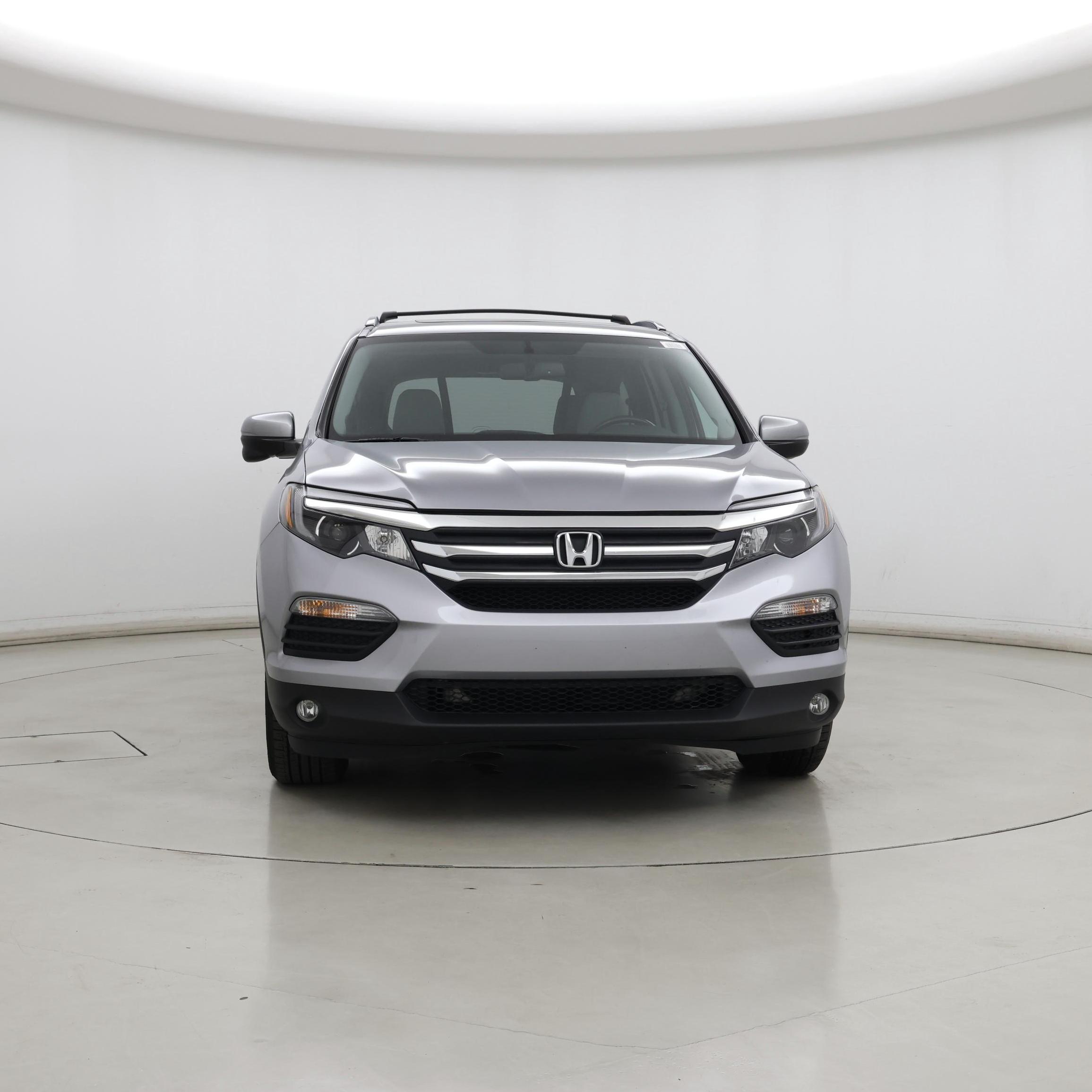 Thumbnail: 2018 Honda Pilot - 5