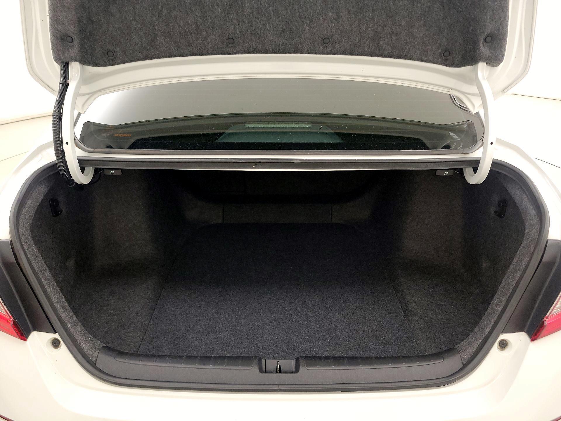 Thumbnail: 2019 Honda Accord - 20