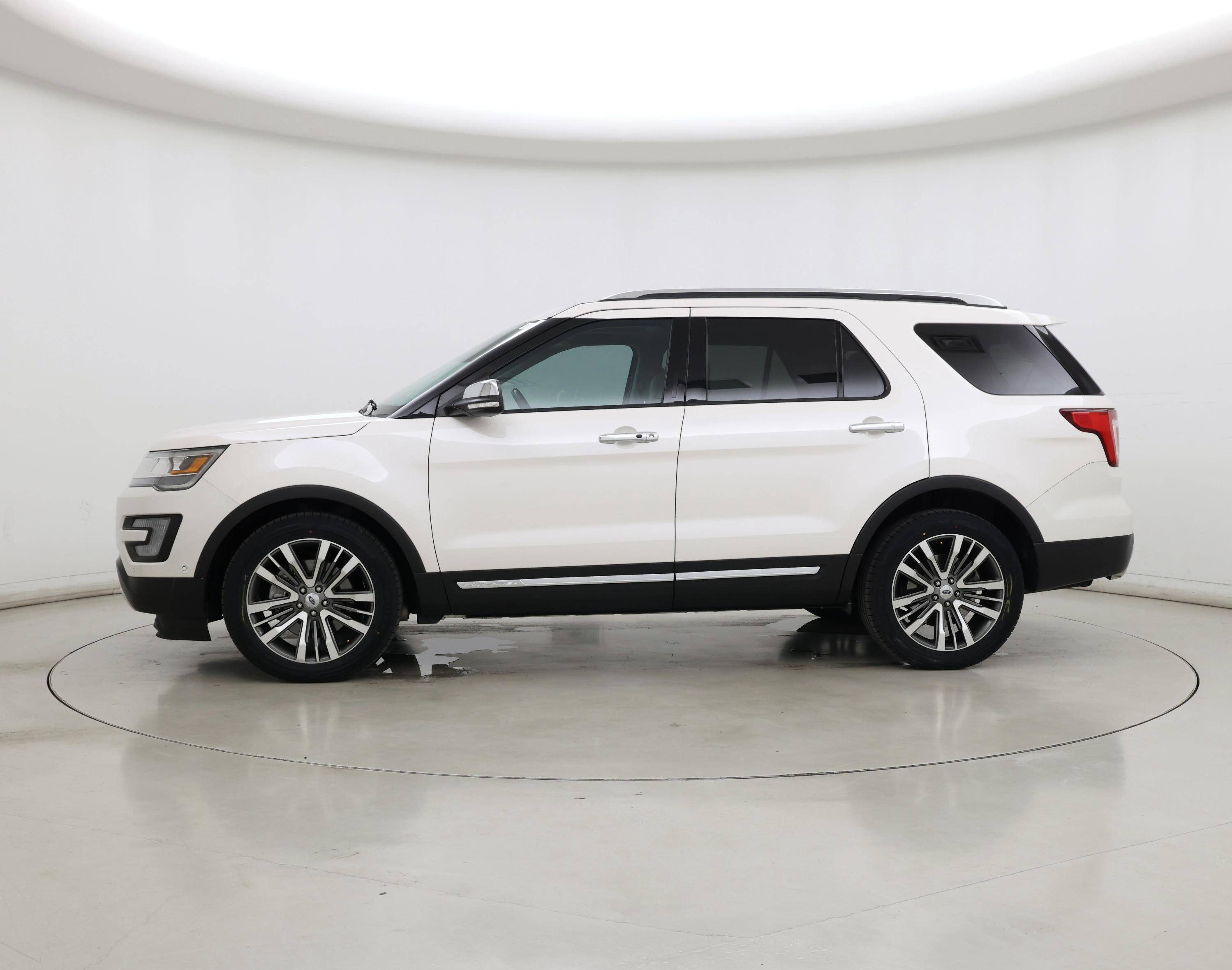 Thumbnail: 2017 Ford Explorer - 3