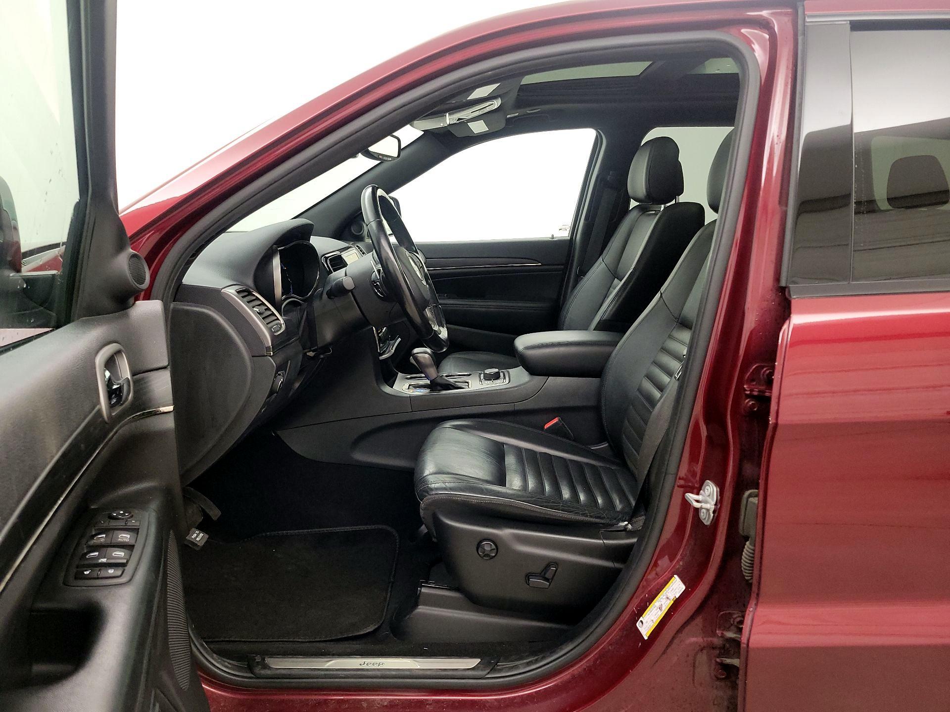 Thumbnail: 2020 Jeep Grand Cherokee - 11