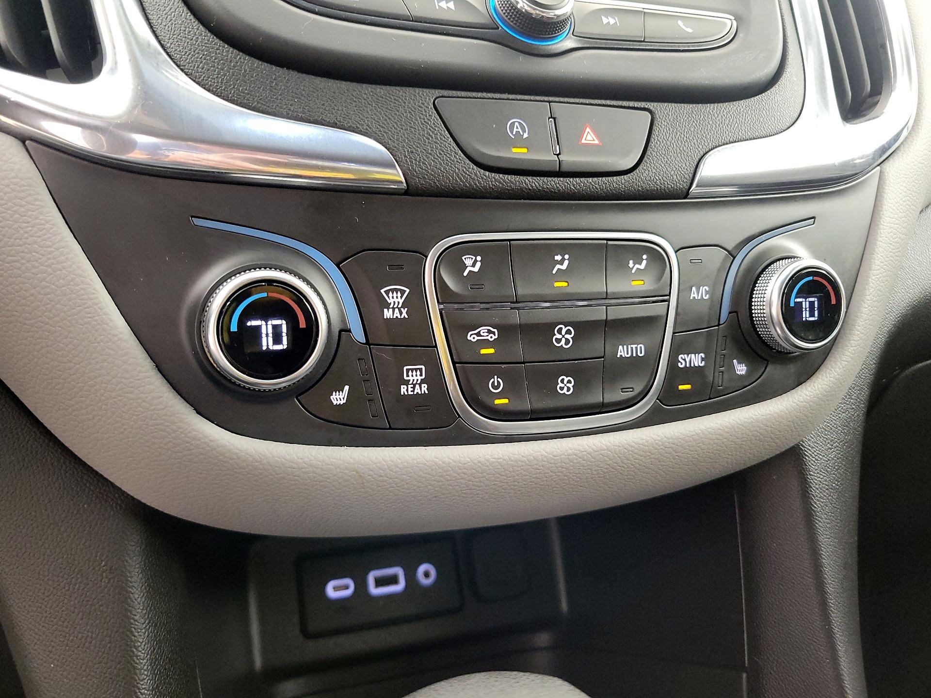 Thumbnail: 2023 Chevrolet Equinox - 16