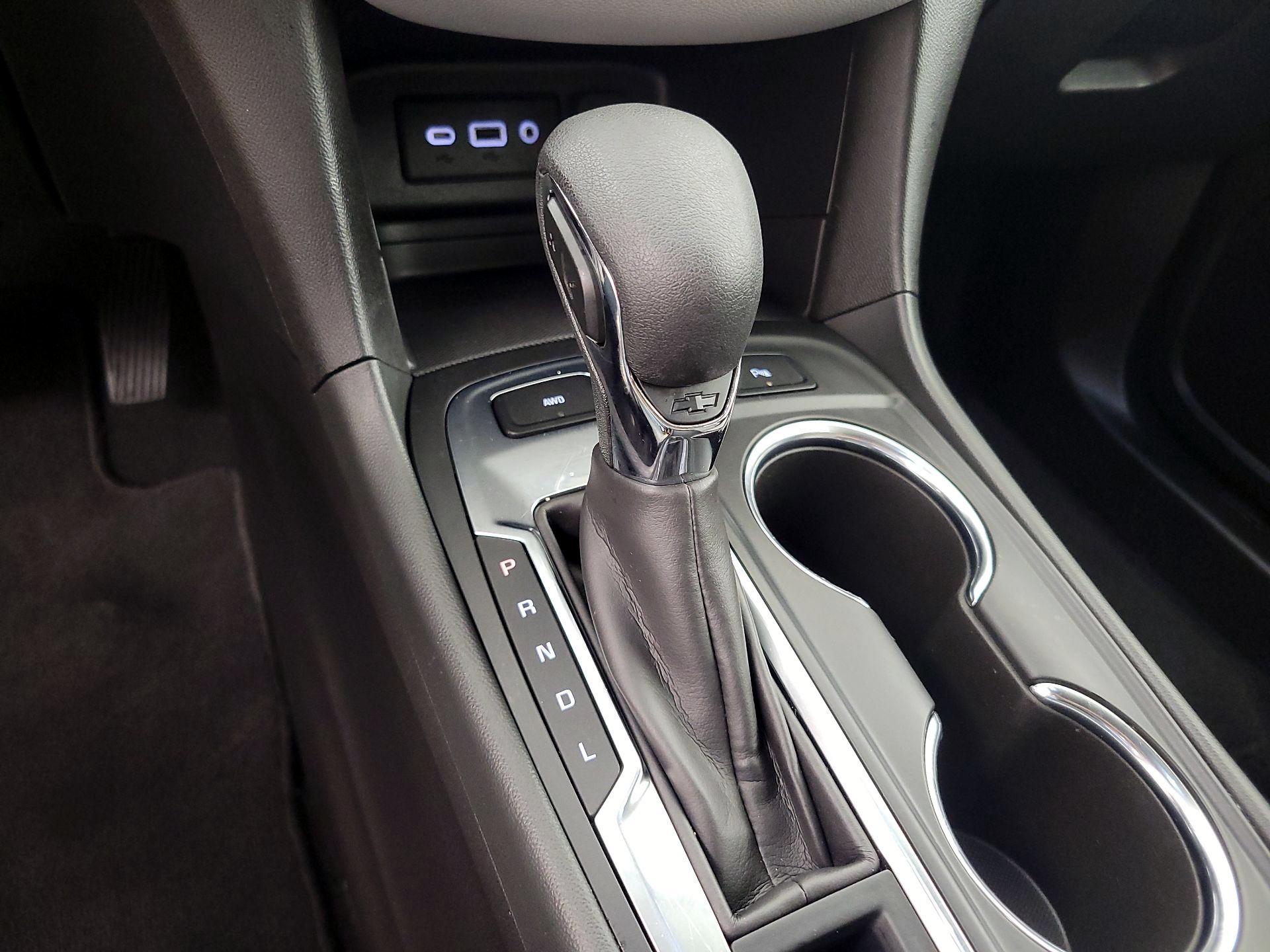 Thumbnail: 2023 Chevrolet Equinox - 17