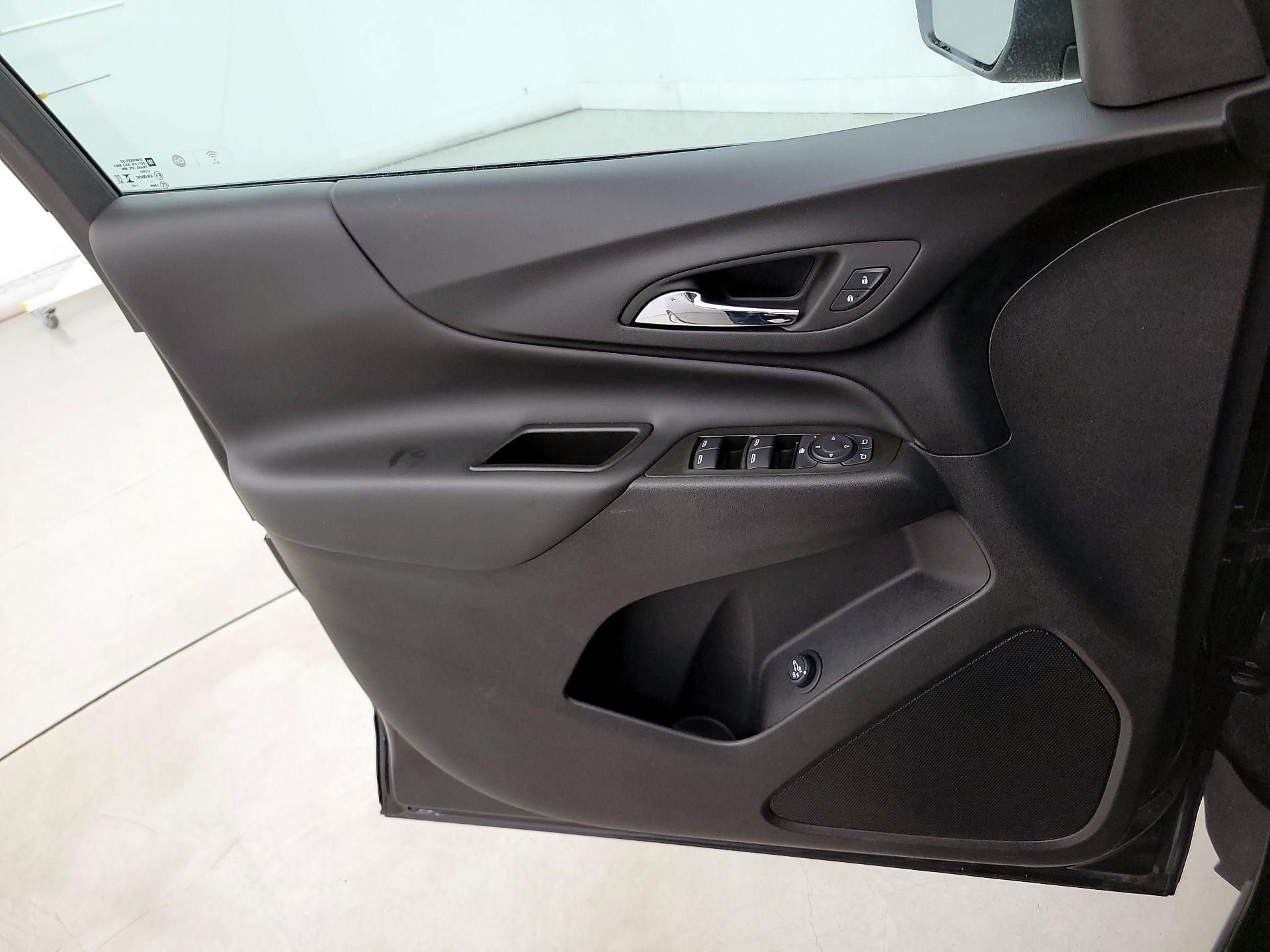 Thumbnail: 2023 Chevrolet Equinox - 12