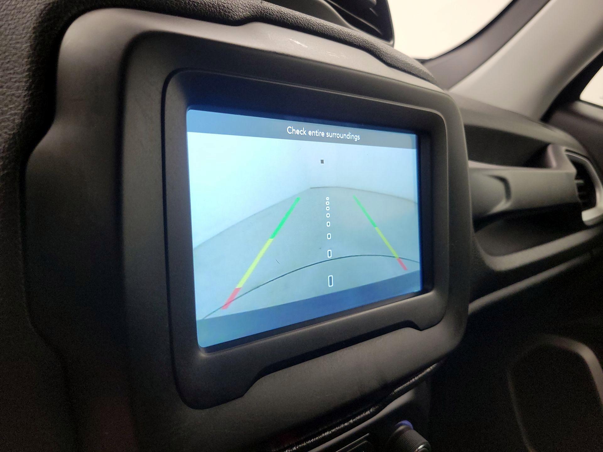 Thumbnail: 2020 Jeep Renegade - 14