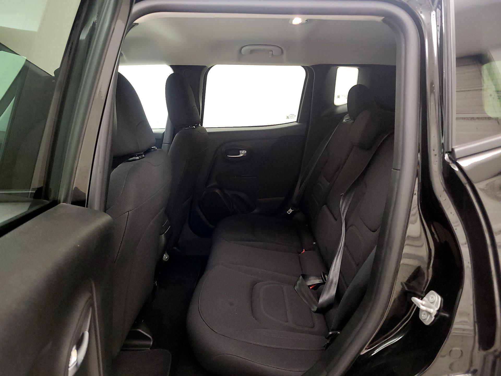 Thumbnail: 2020 Jeep Renegade - 19