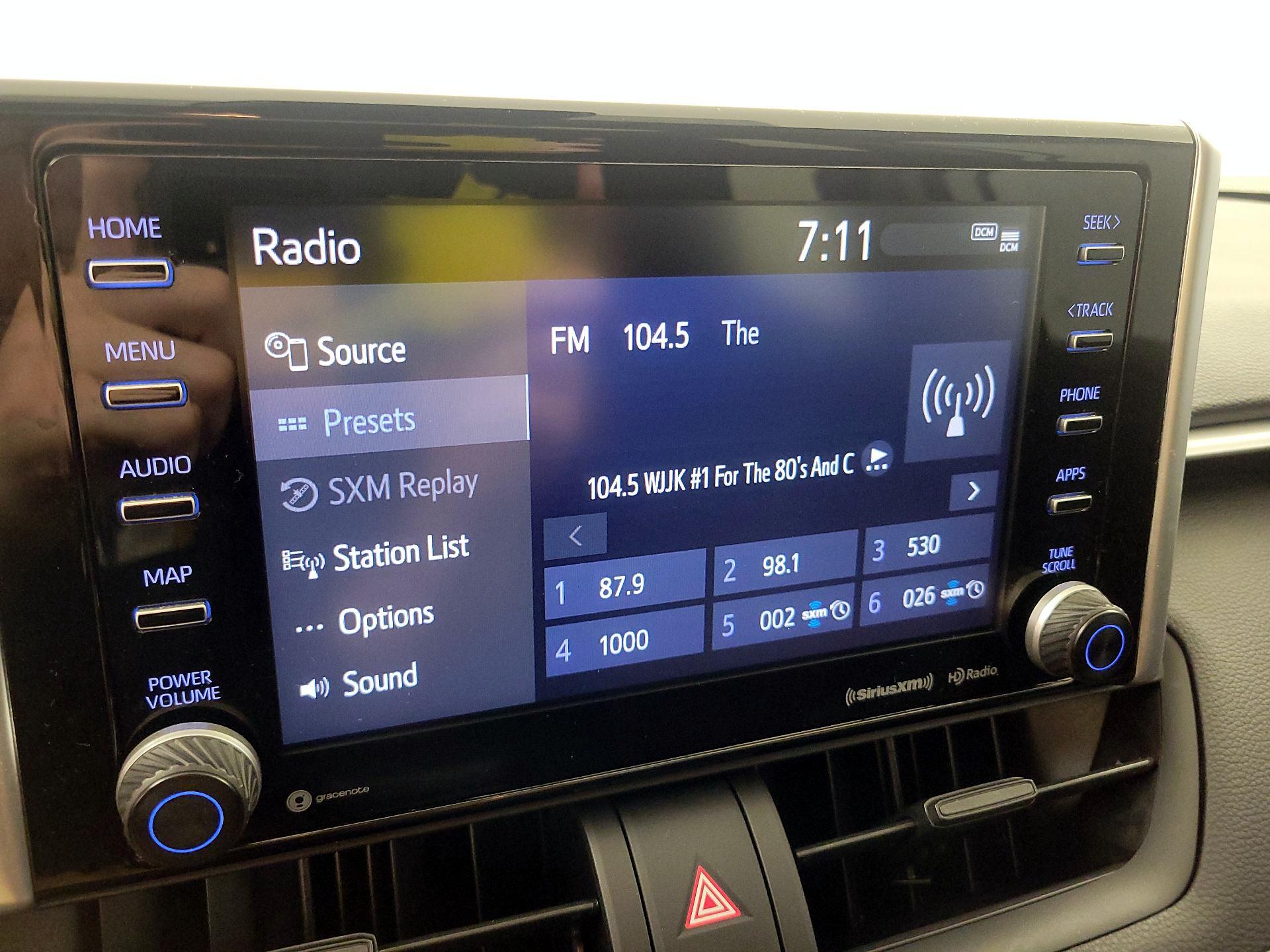 Thumbnail: 2021 Toyota RAV4 - 15