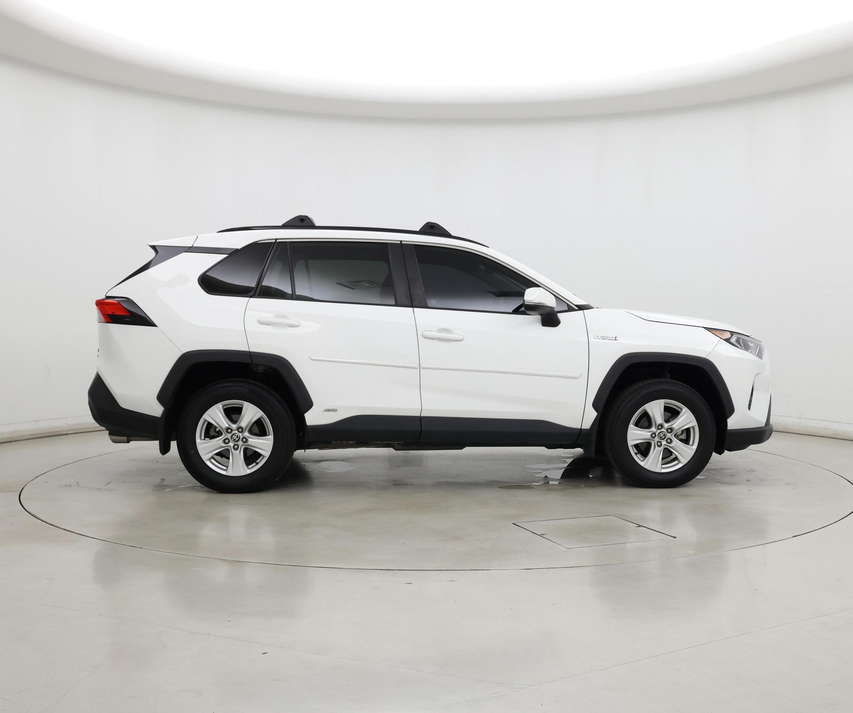 Thumbnail: 2021 Toyota RAV4 - 7