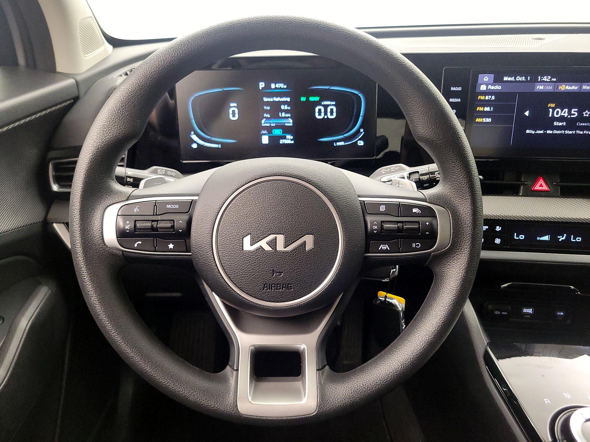 Thumbnail: 2023 Kia Sportage - 10