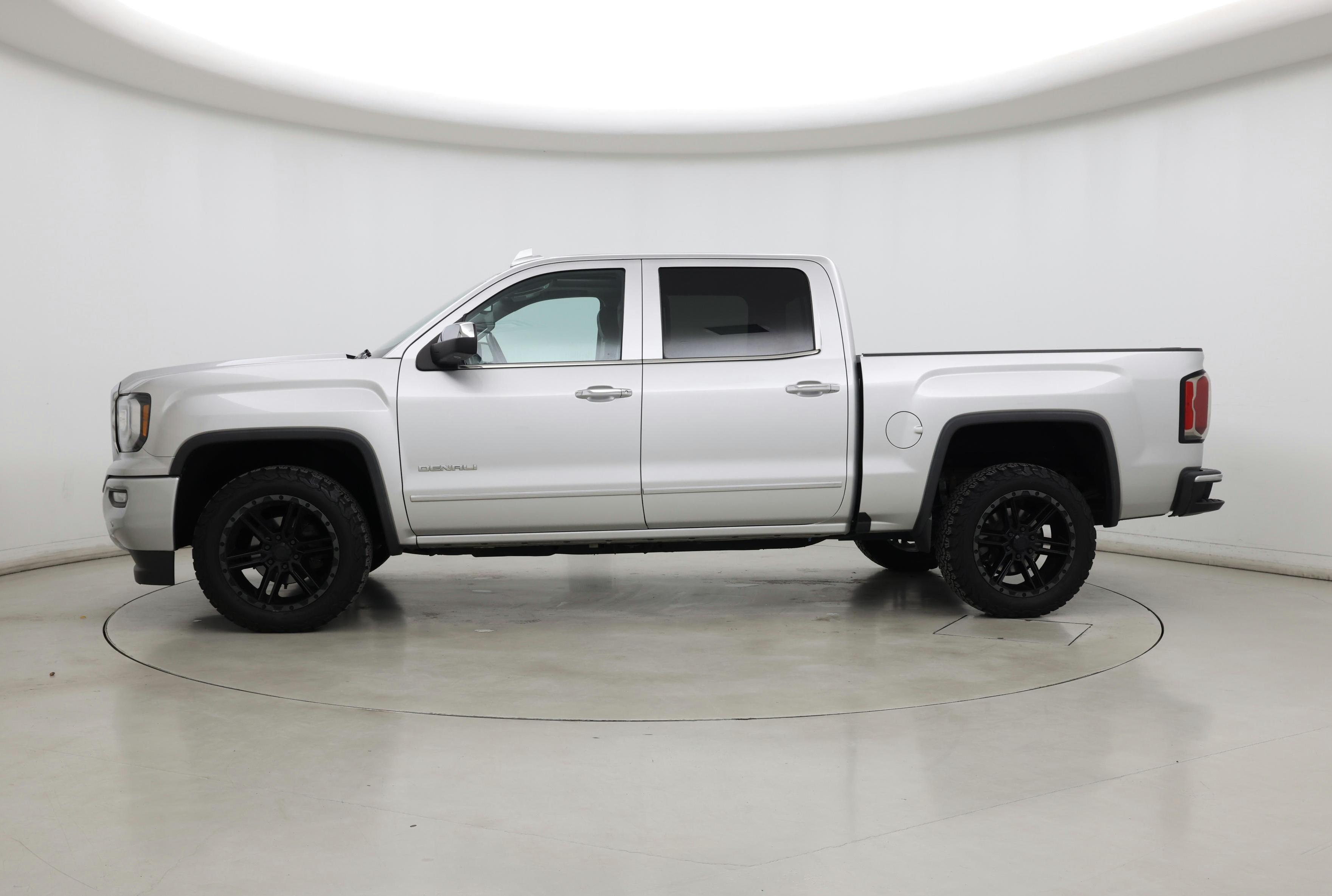 Thumbnail: 2018 GMC Sierra 1500 - 3