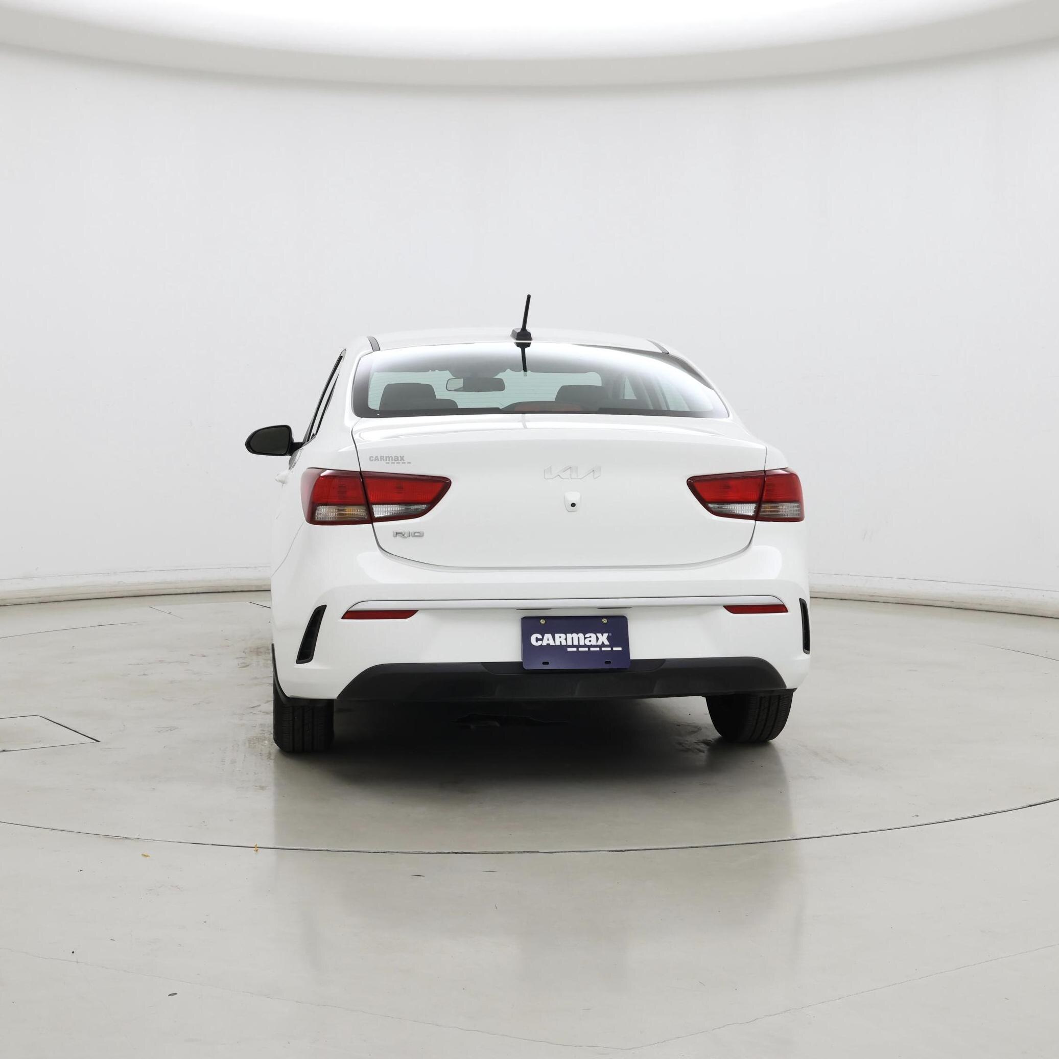 Thumbnail: 2022 Kia Rio - 6
