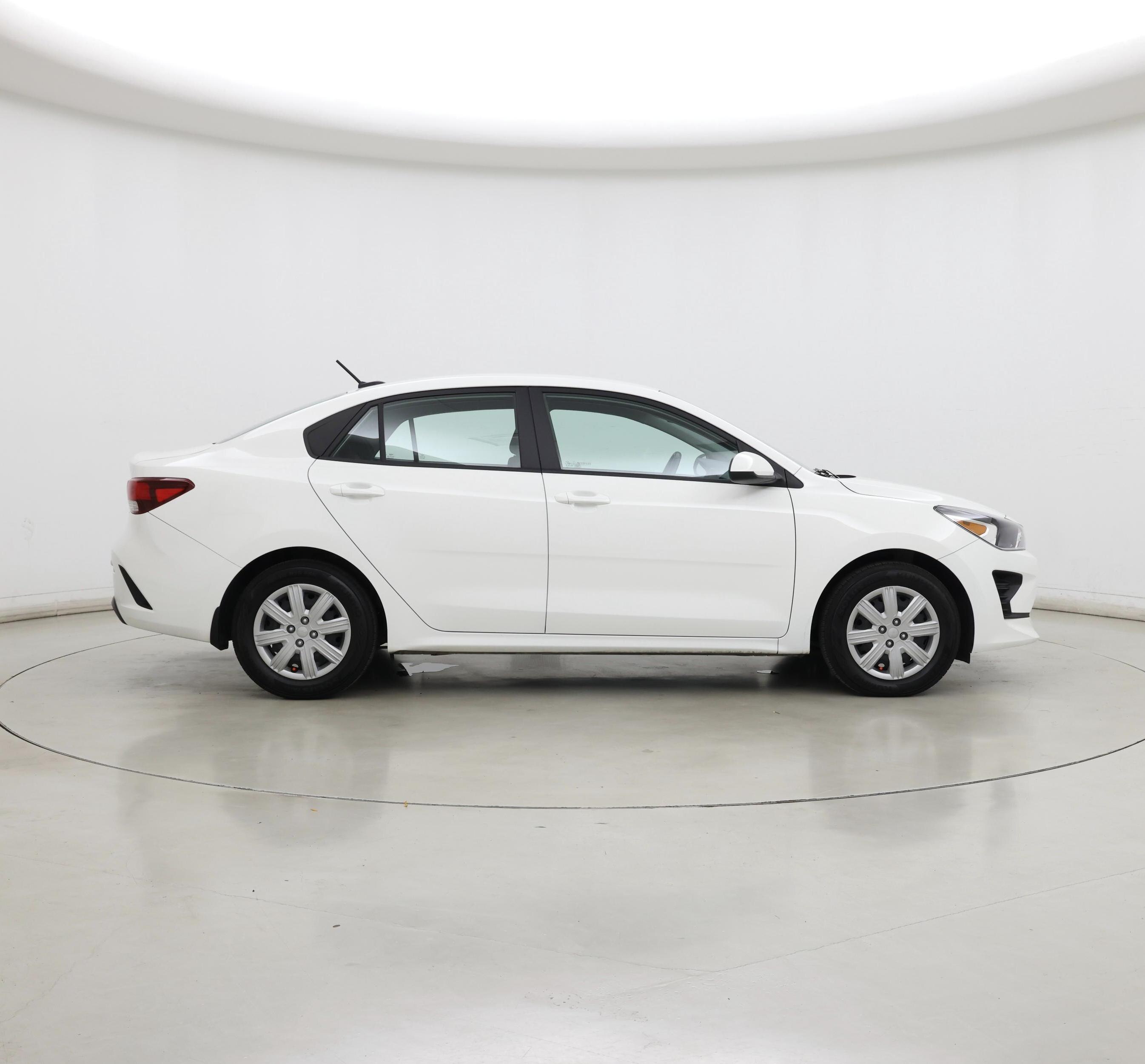 Thumbnail: 2022 Kia Rio - 7