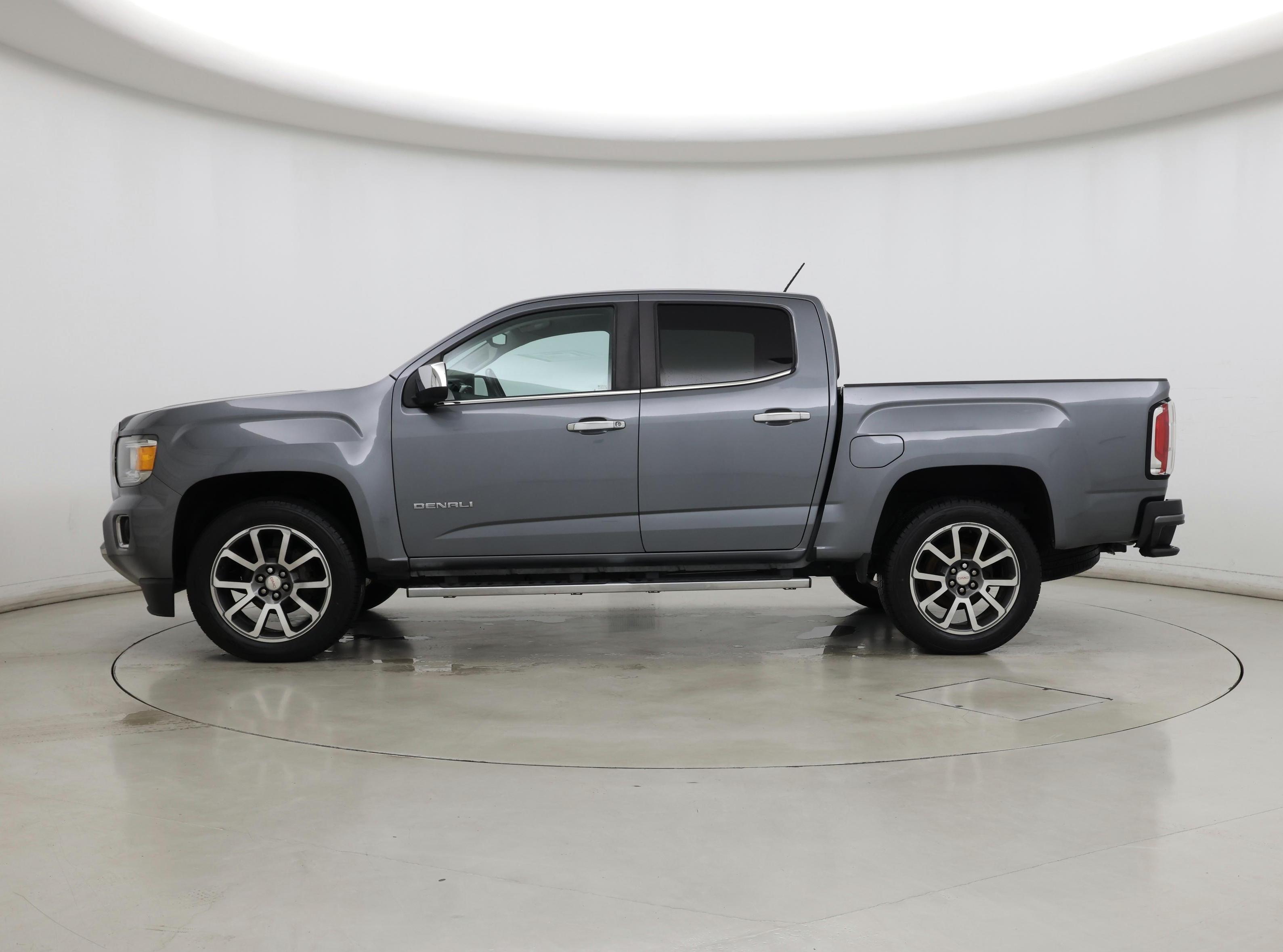 Thumbnail: 2019 GMC Canyon - 3