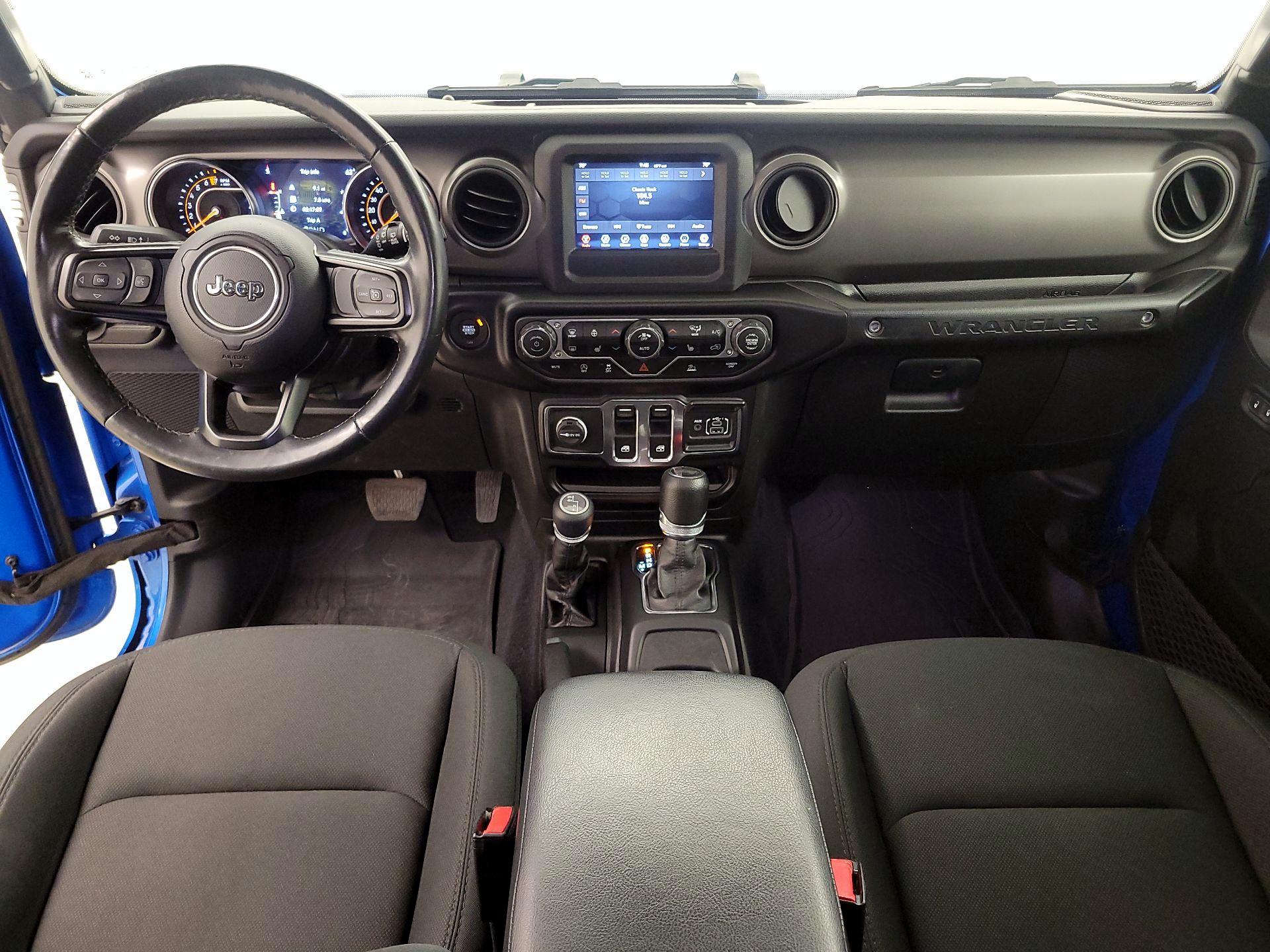 Thumbnail: 2022 Jeep Wrangler - 9