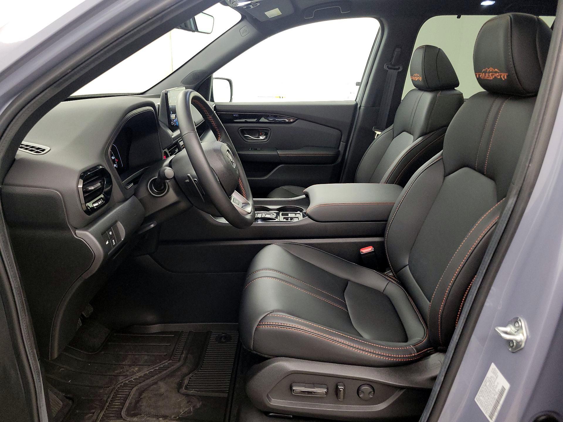 Thumbnail: 2025 Honda Pilot - 11