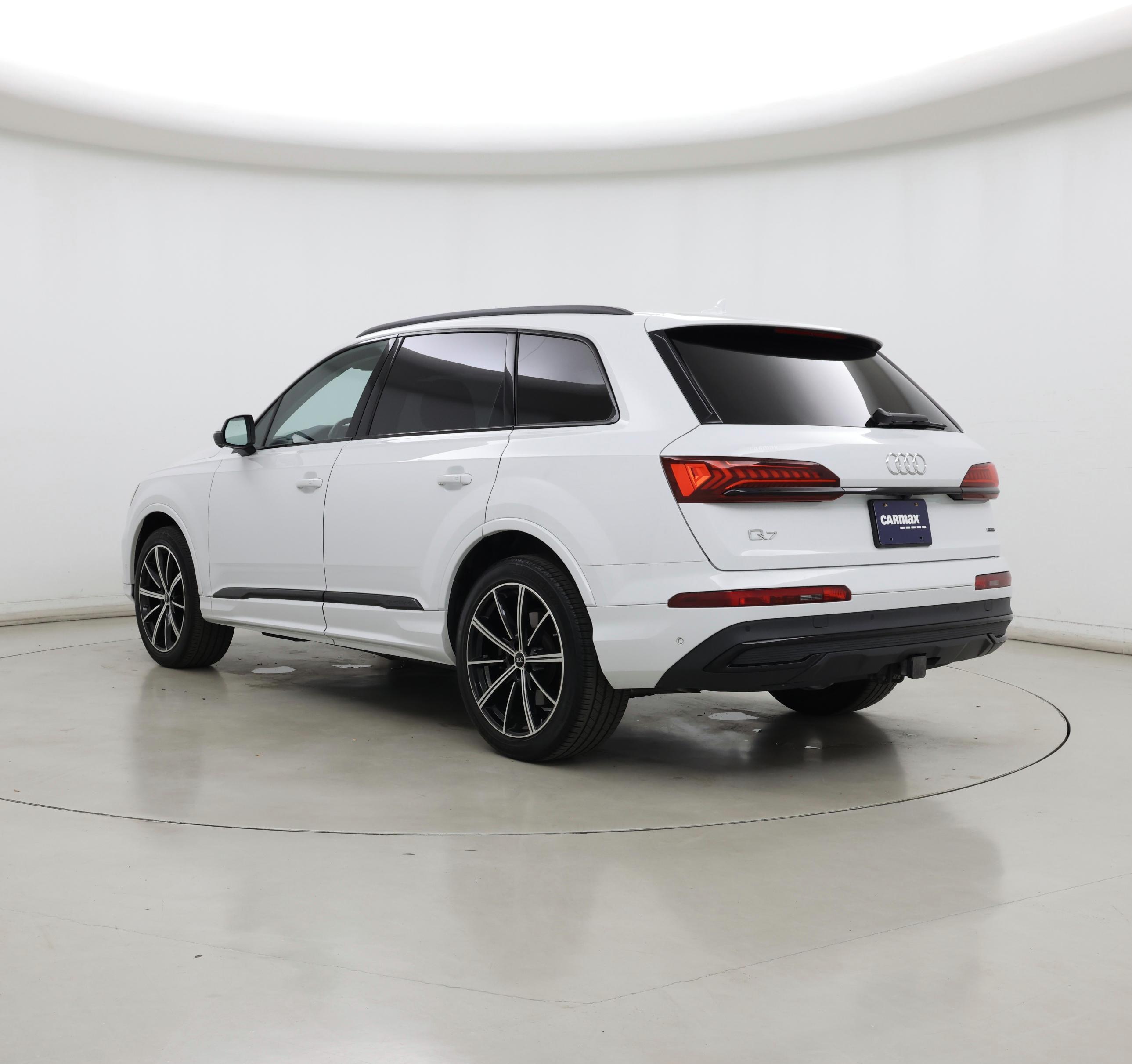 Thumbnail: 2023 Audi Q7 - 2
