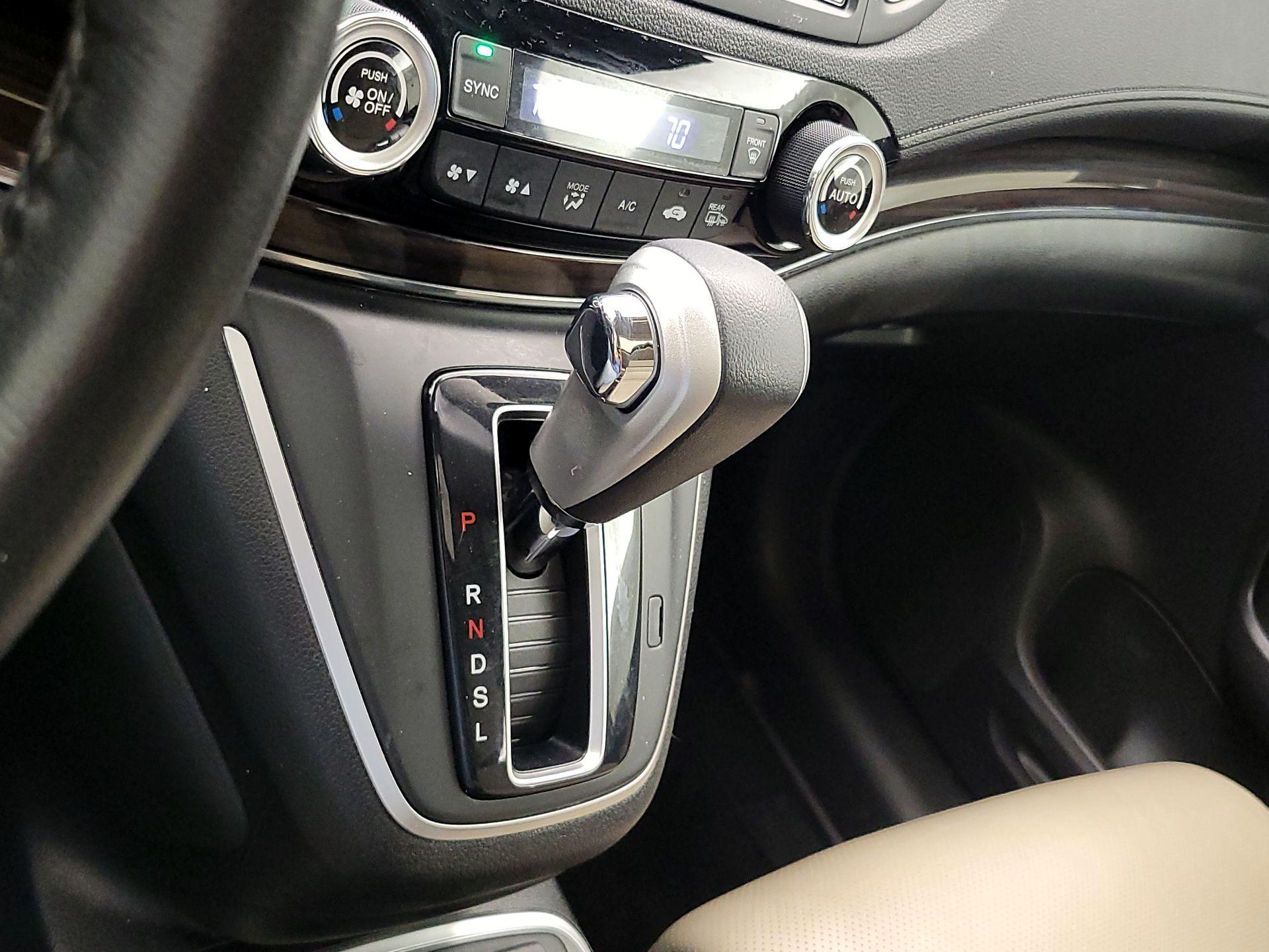 Thumbnail: 2015 Honda CR-V - 17