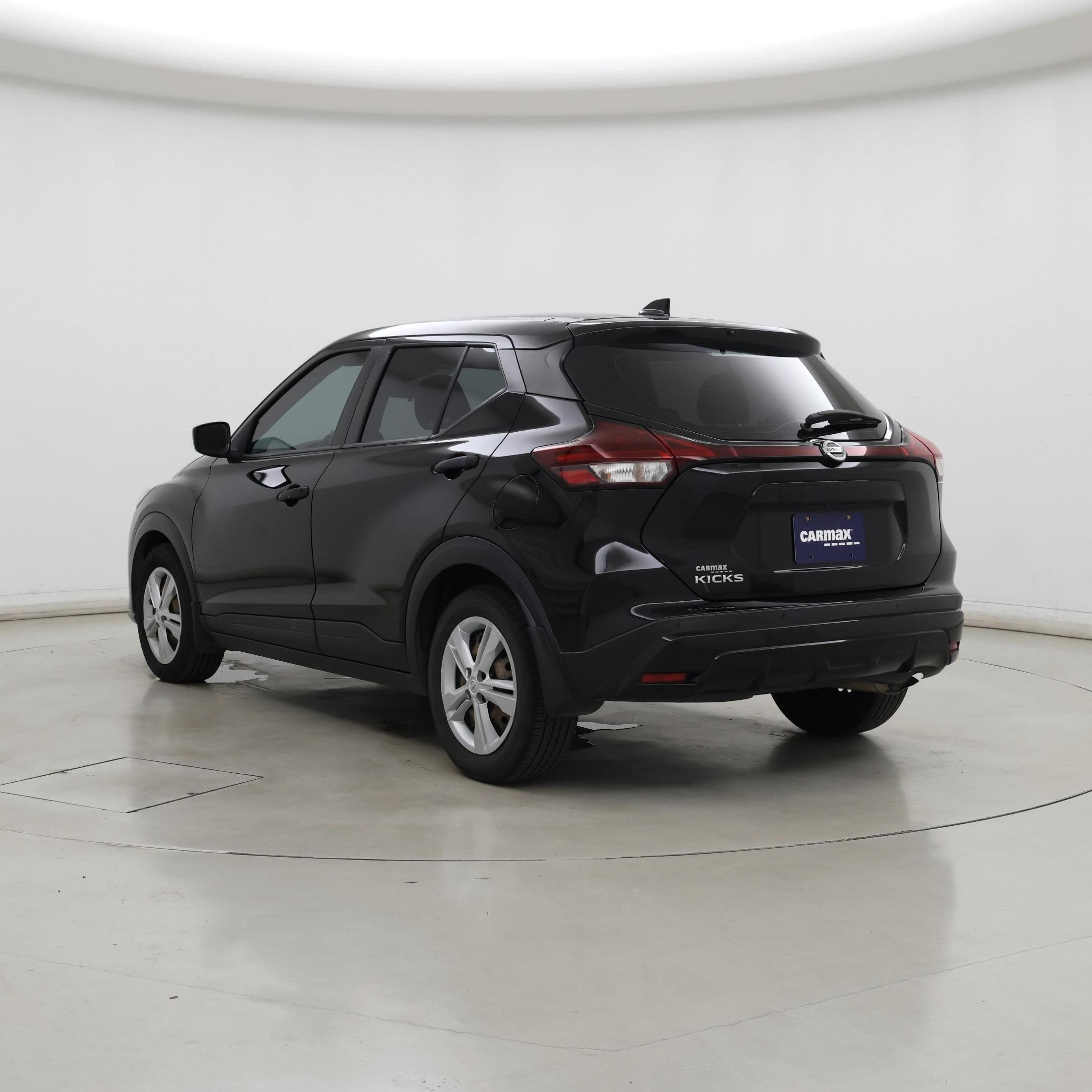 Thumbnail: 2021 Nissan Kicks - 2