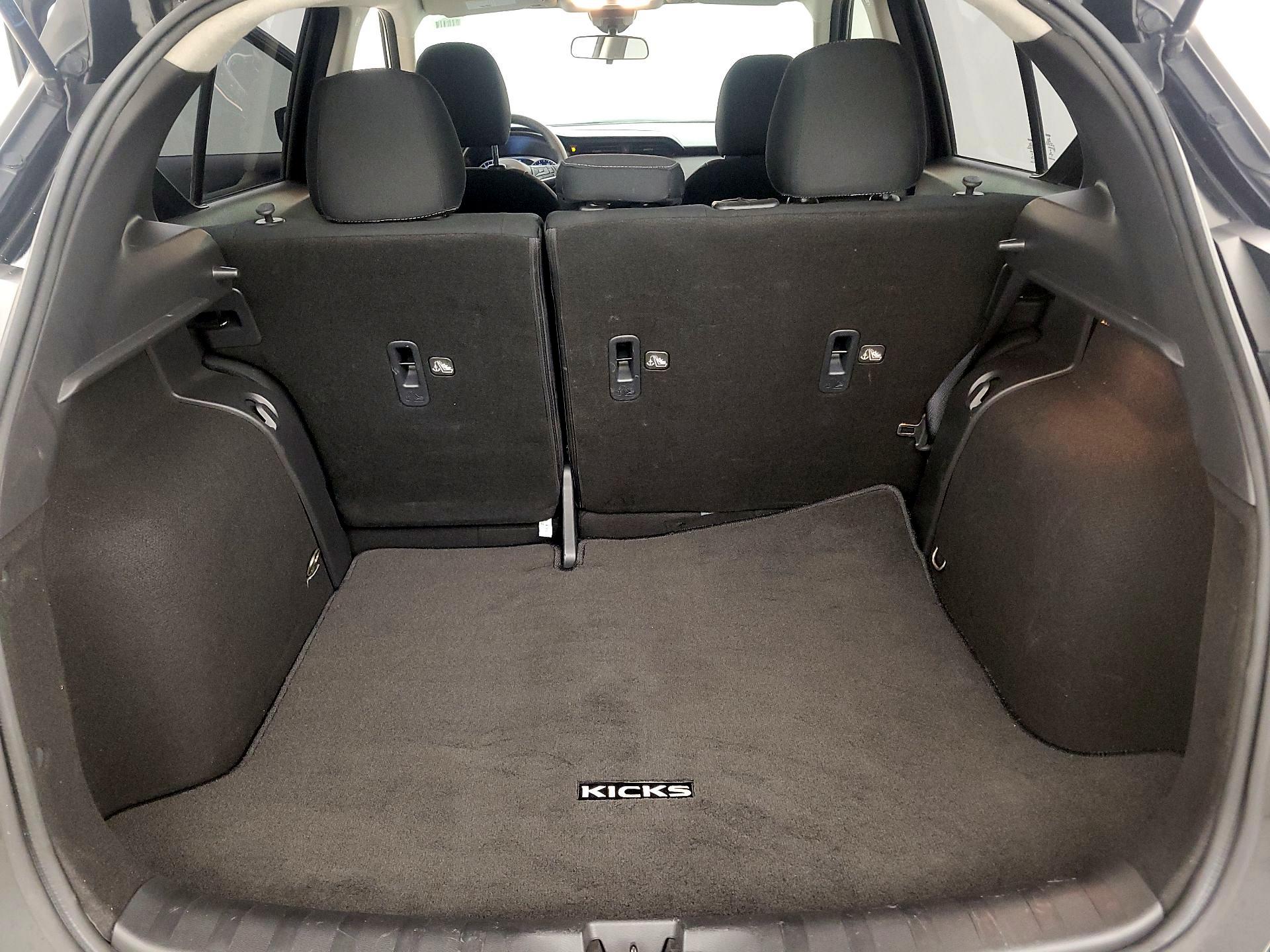 Thumbnail: 2021 Nissan Kicks - 20