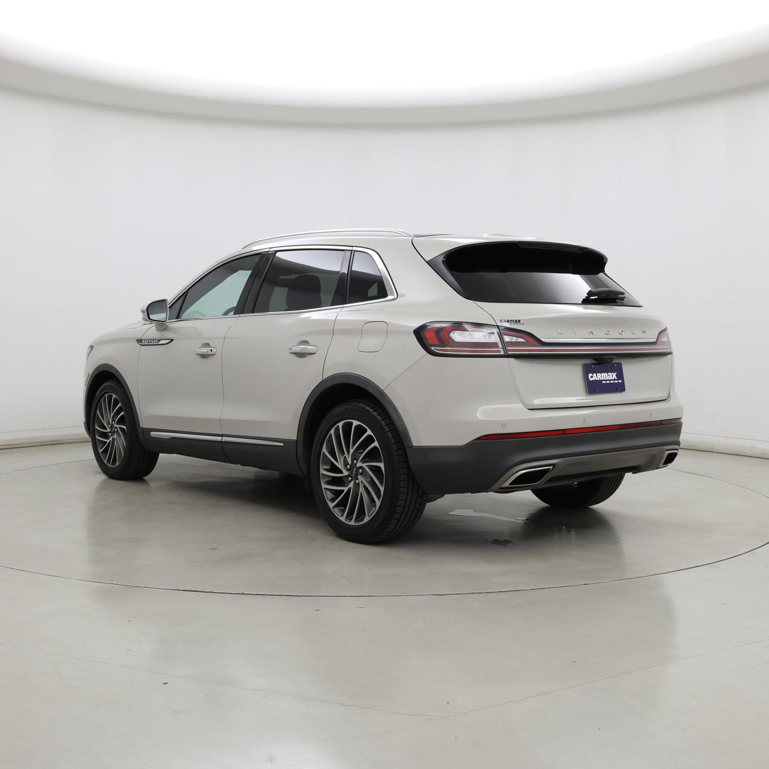 Thumbnail: 2019 Lincoln Nautilus - 2