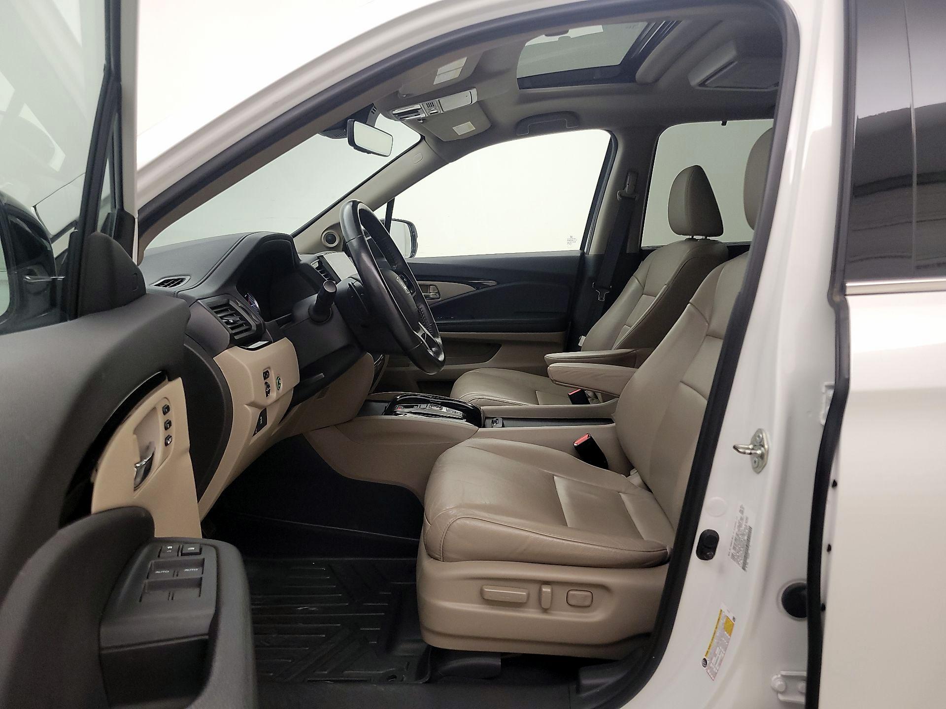 Thumbnail: 2021 Honda Pilot - 11