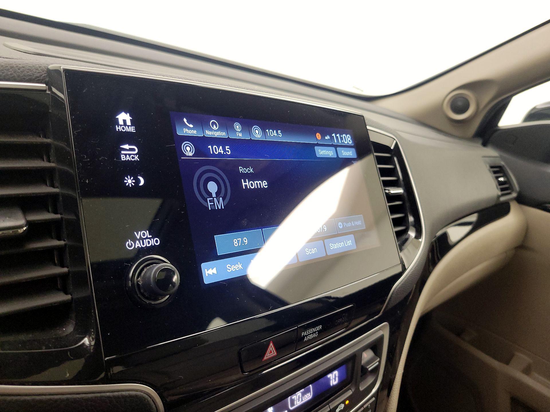 Thumbnail: 2021 Honda Pilot - 16