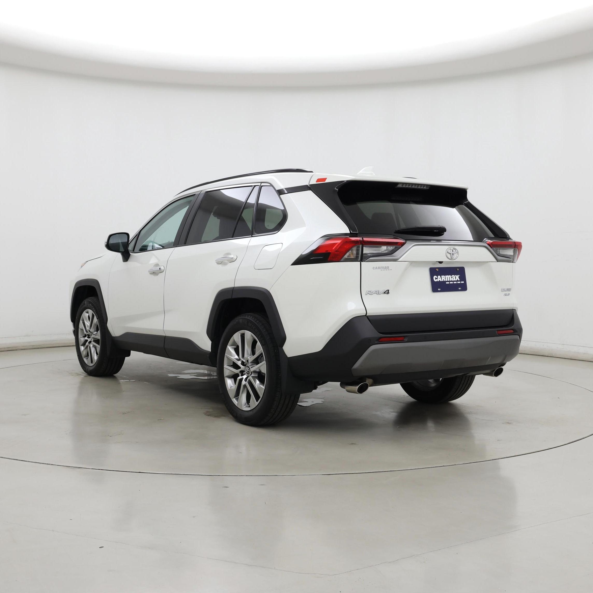 Thumbnail: 2019 Toyota RAV4 - 2