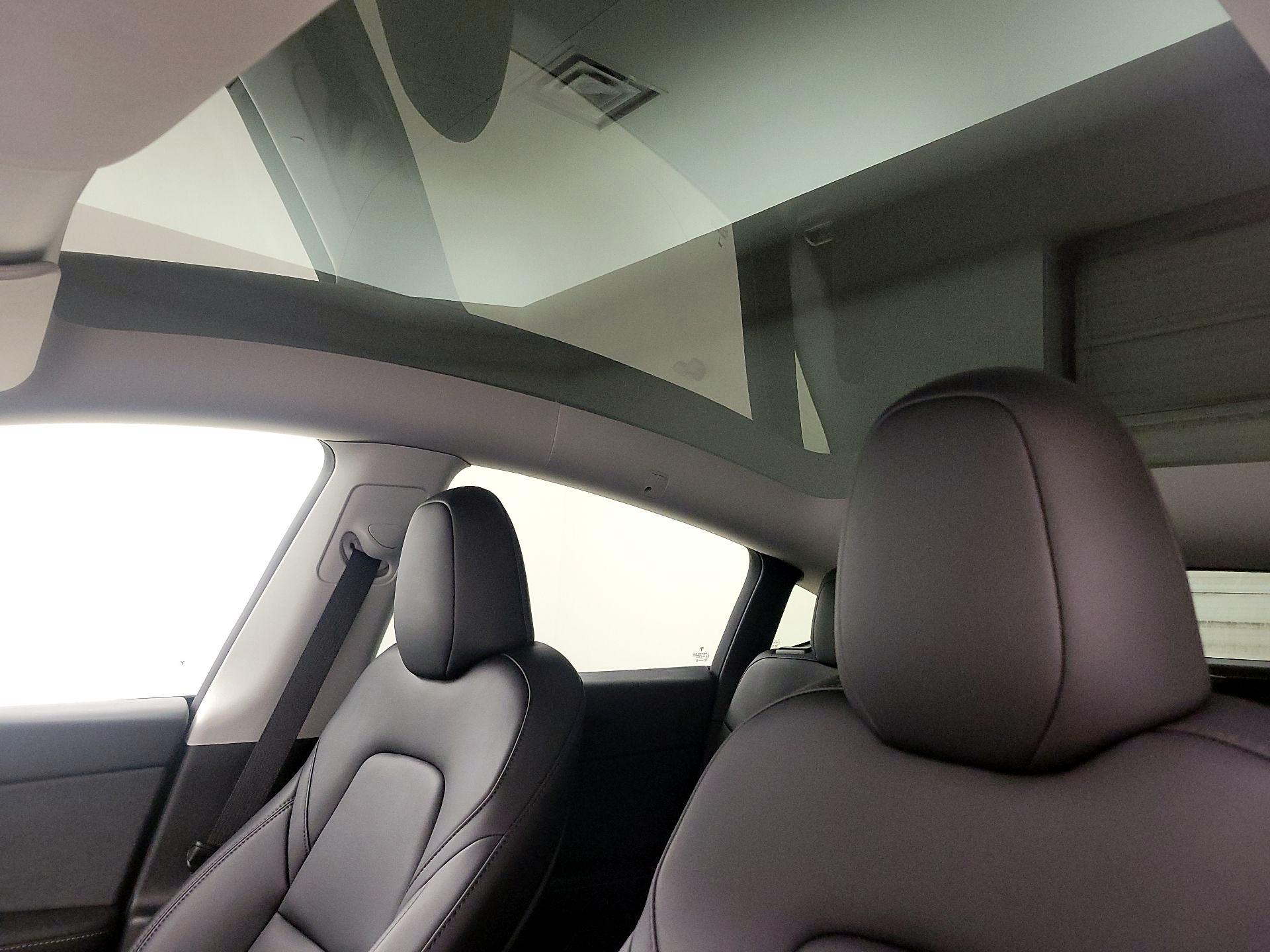 Thumbnail: 2023 Tesla Model Y - 18