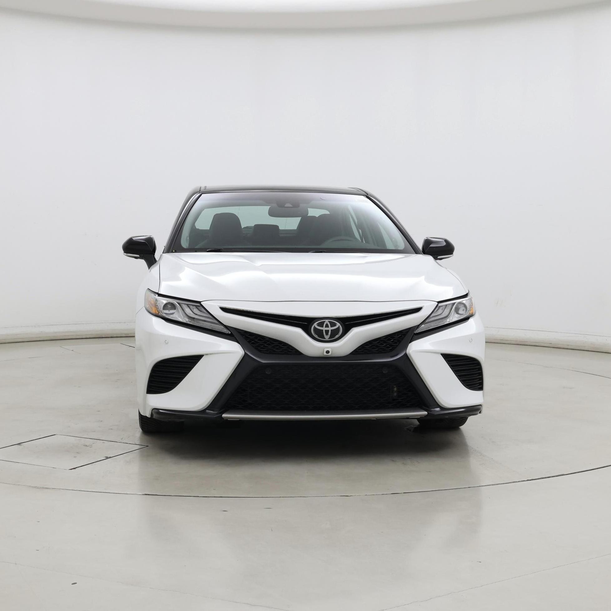 Thumbnail: 2018 Toyota Camry - 5