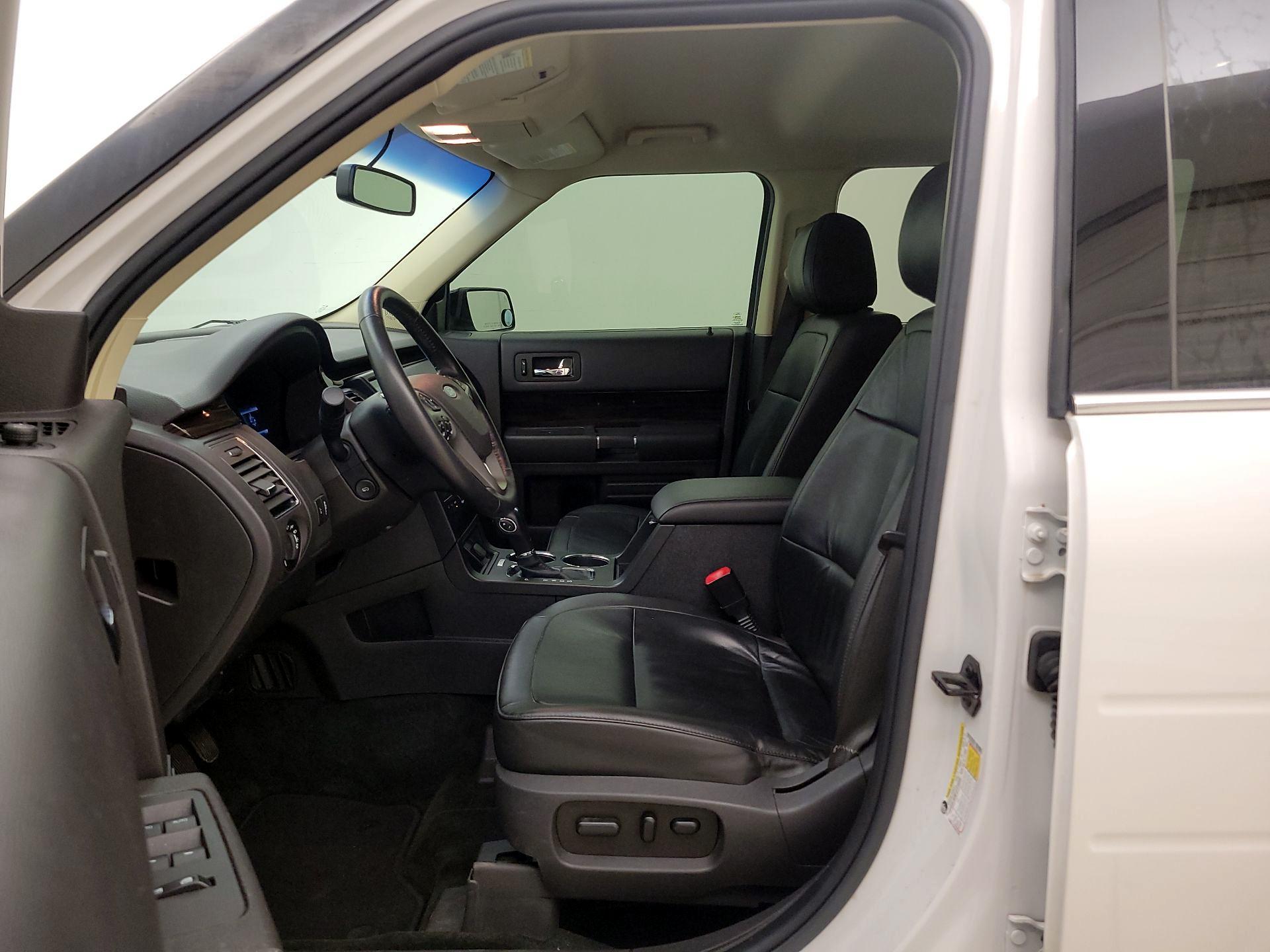 Thumbnail: 2016 Ford Flex - 11