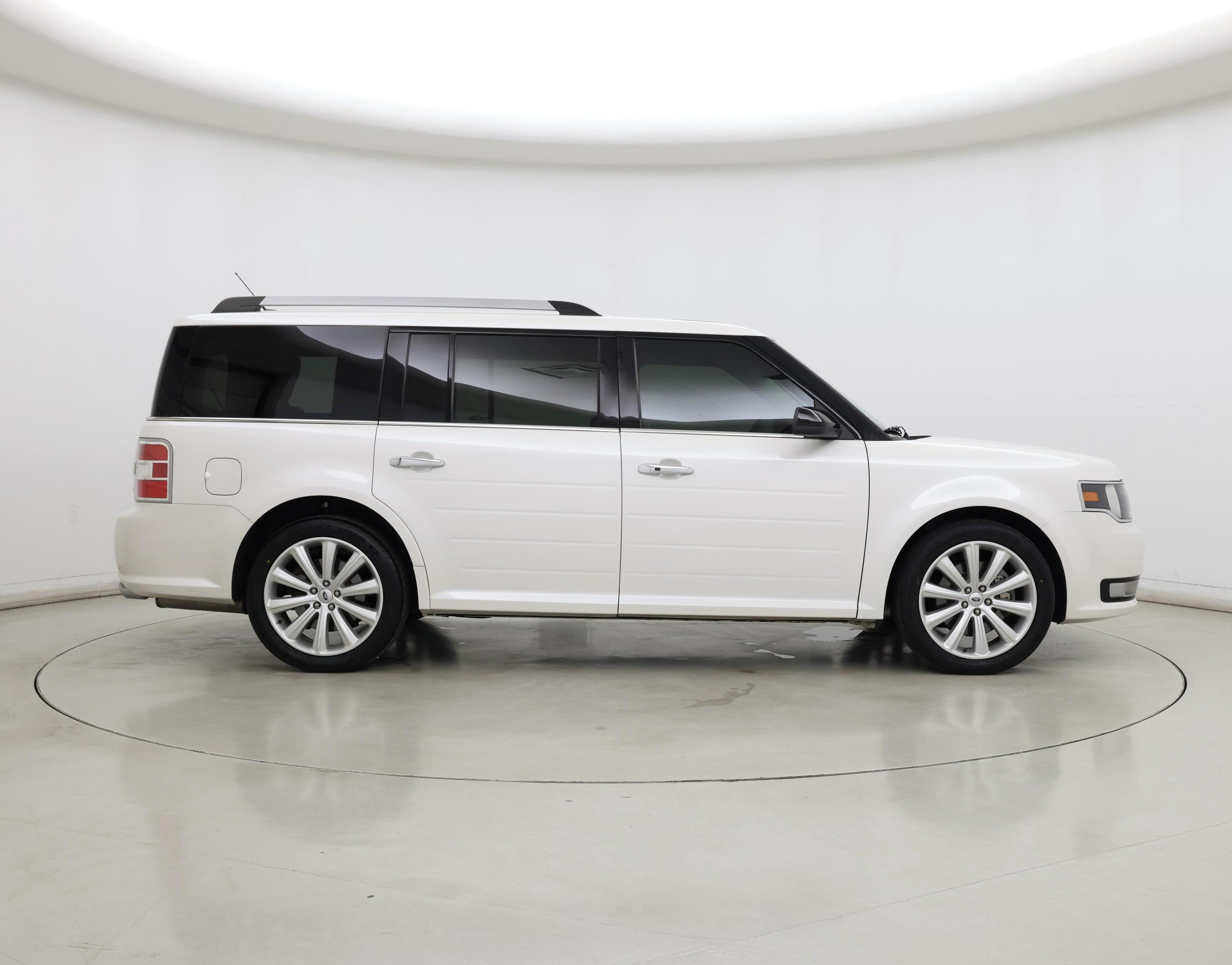 Thumbnail: 2016 Ford Flex - 7
