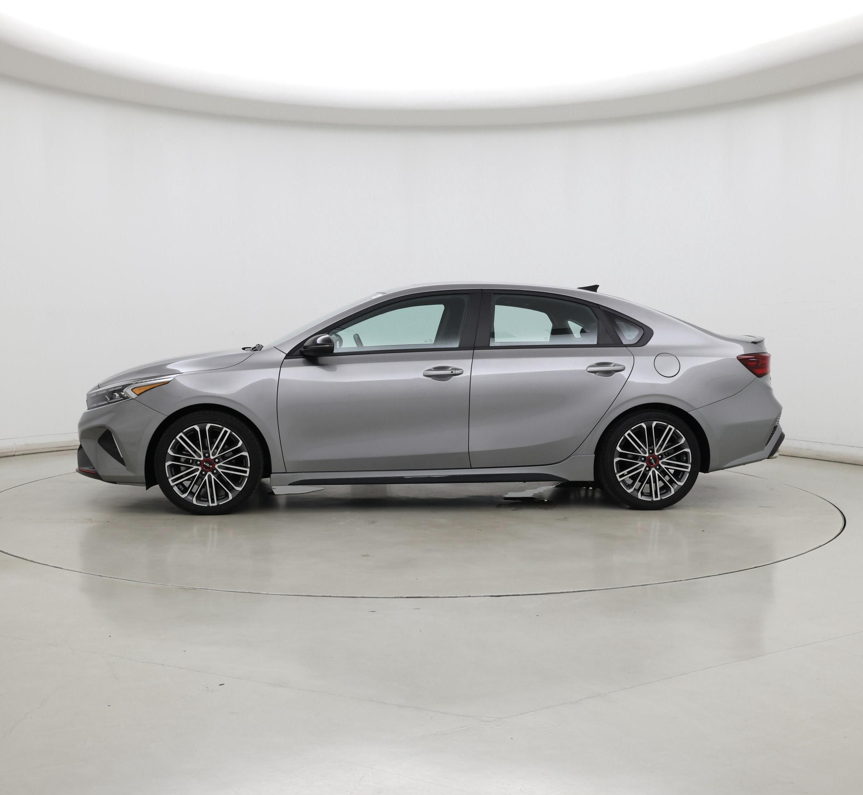 Thumbnail: 2024 Kia Forte - 3