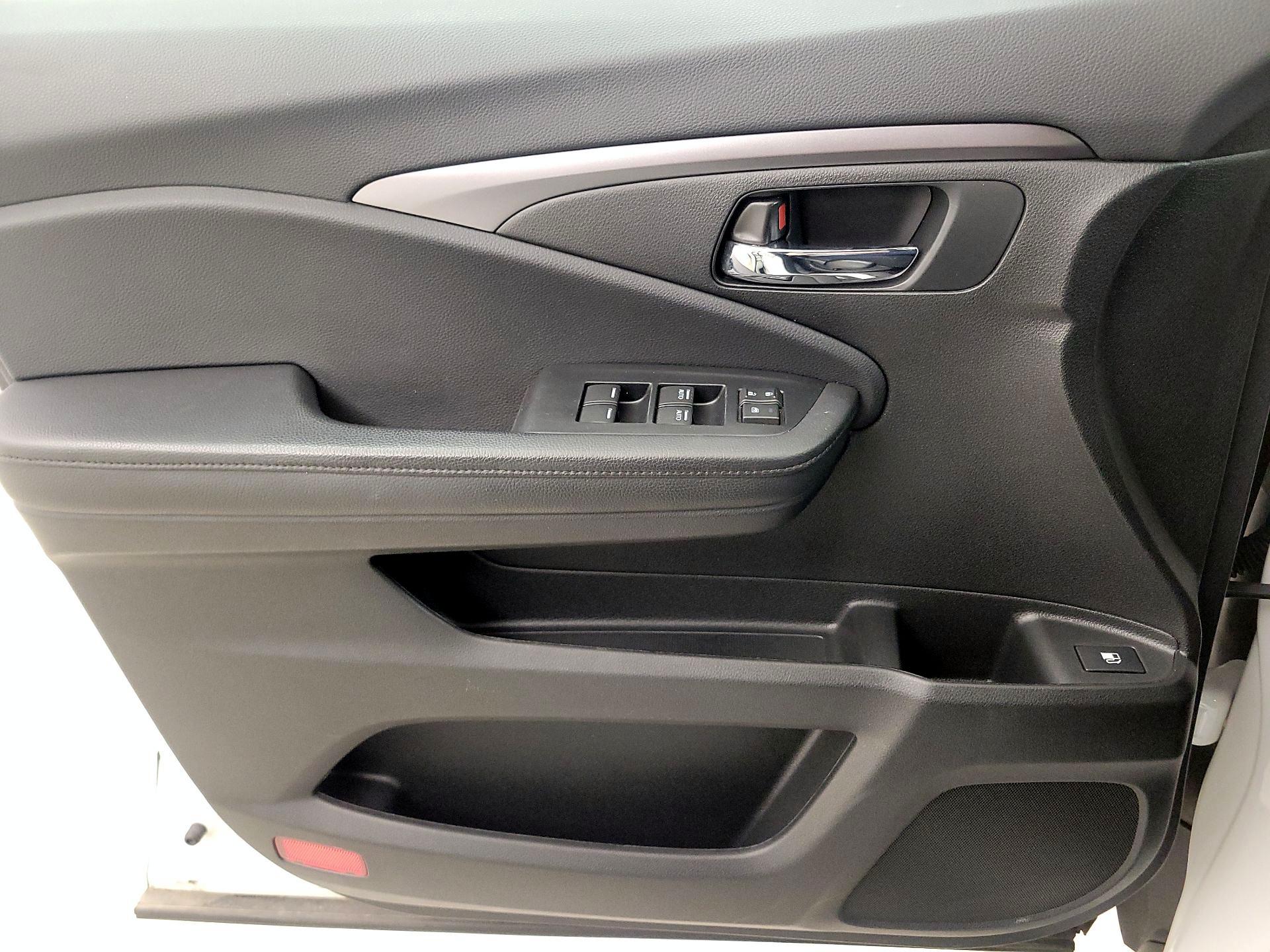 Thumbnail: 2021 Honda Passport - 12