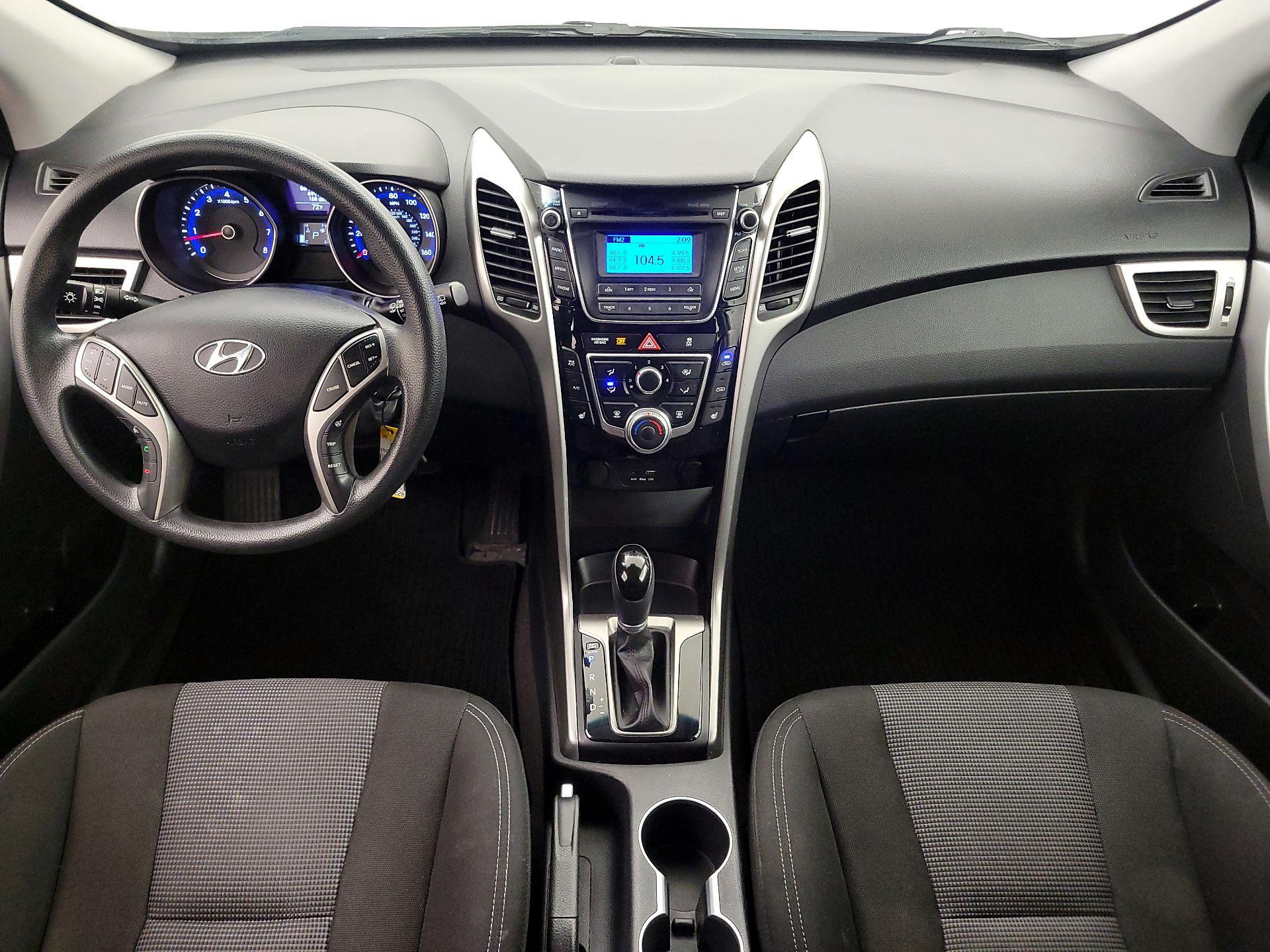 Thumbnail: 2016 Hyundai Elantra - 9
