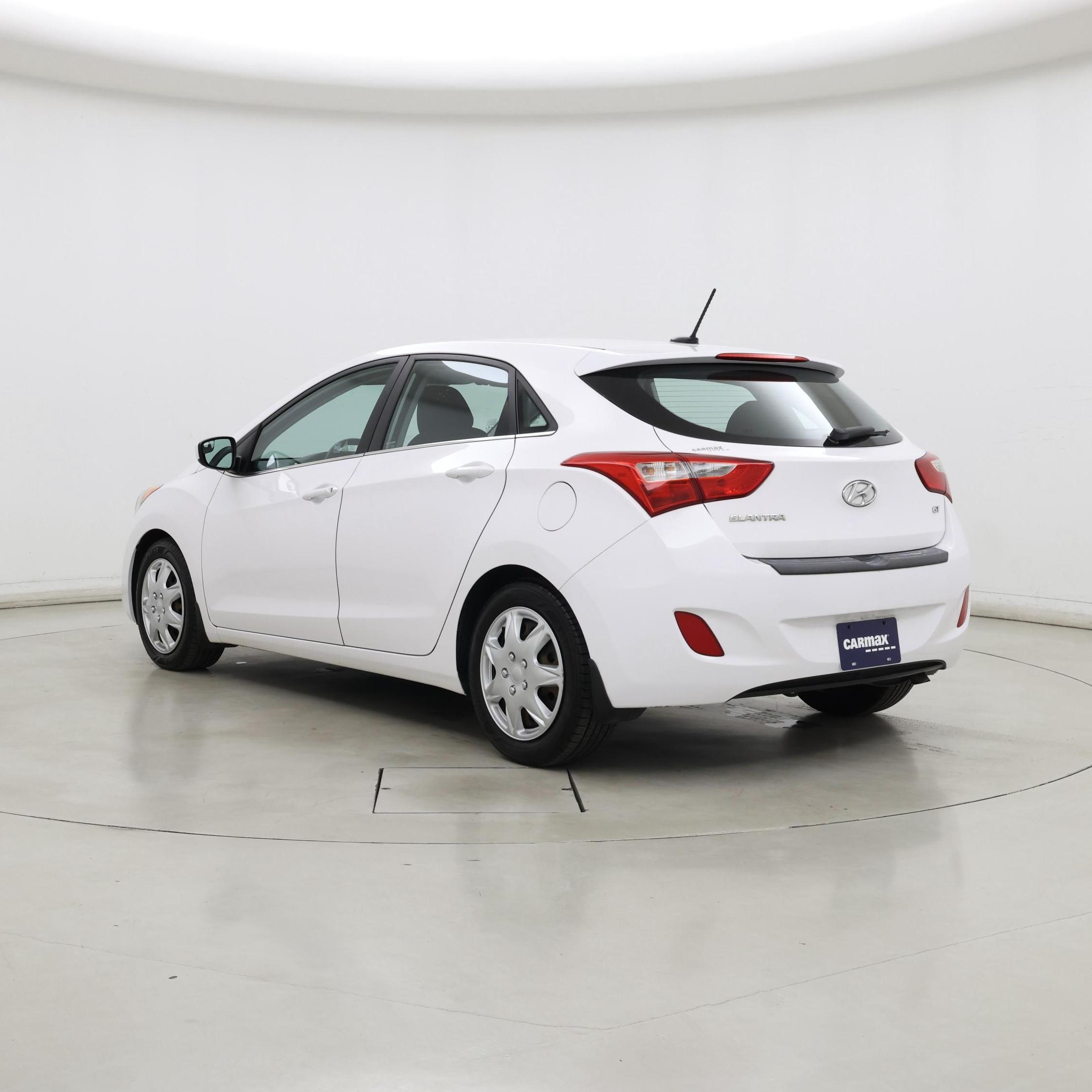 Thumbnail: 2016 Hyundai Elantra - 2