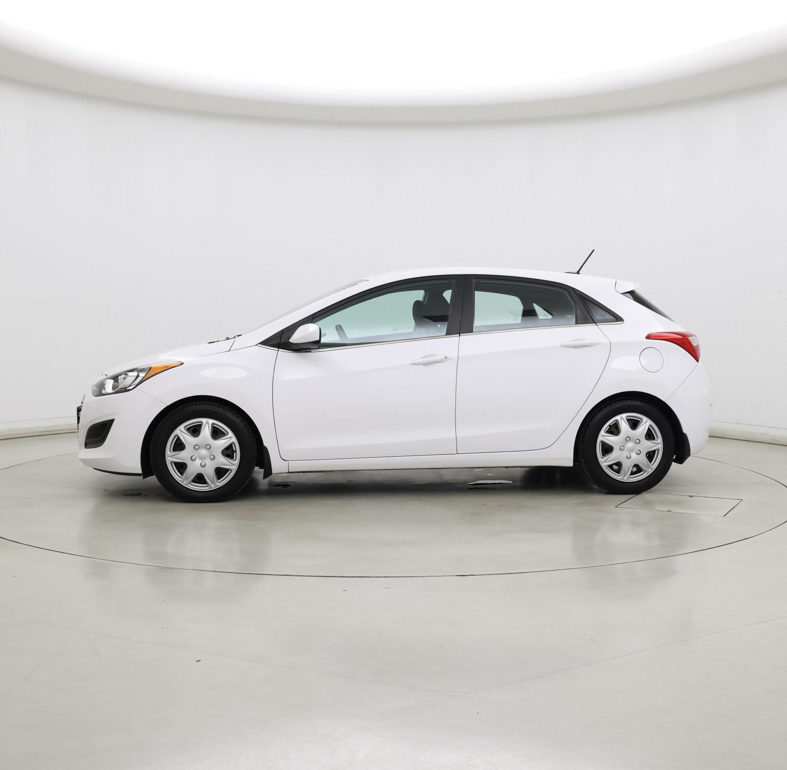 Thumbnail: 2016 Hyundai Elantra - 3