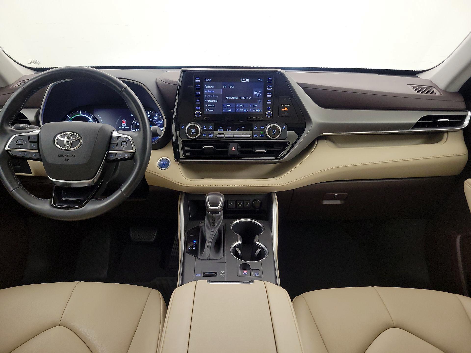 Thumbnail: 2021 Toyota Highlander - 9