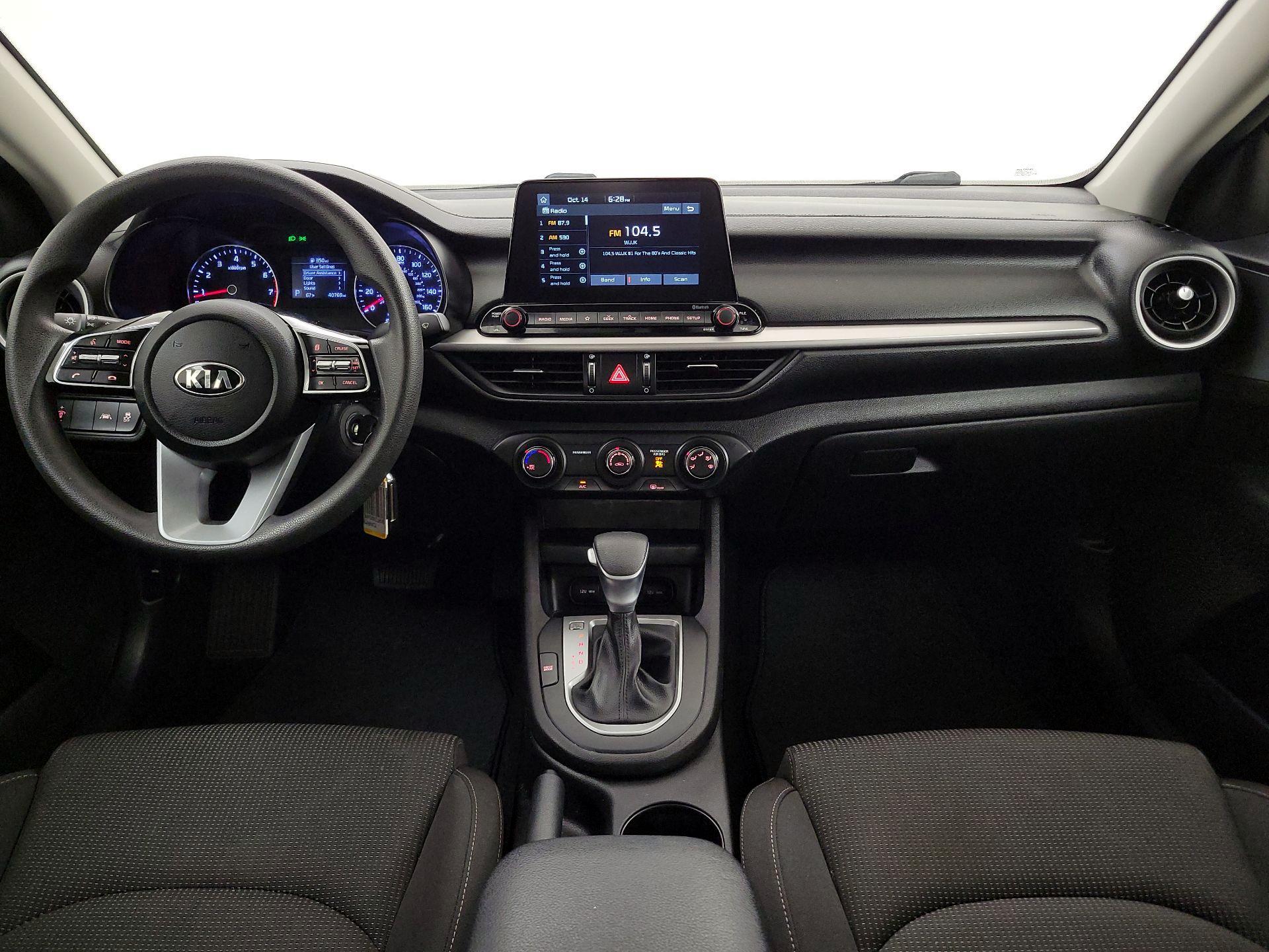 Thumbnail: 2021 Kia Forte - 9