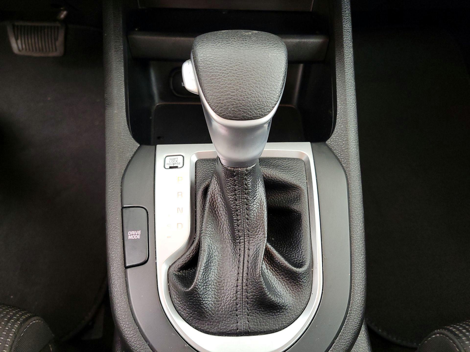Thumbnail: 2021 Kia Forte - 17