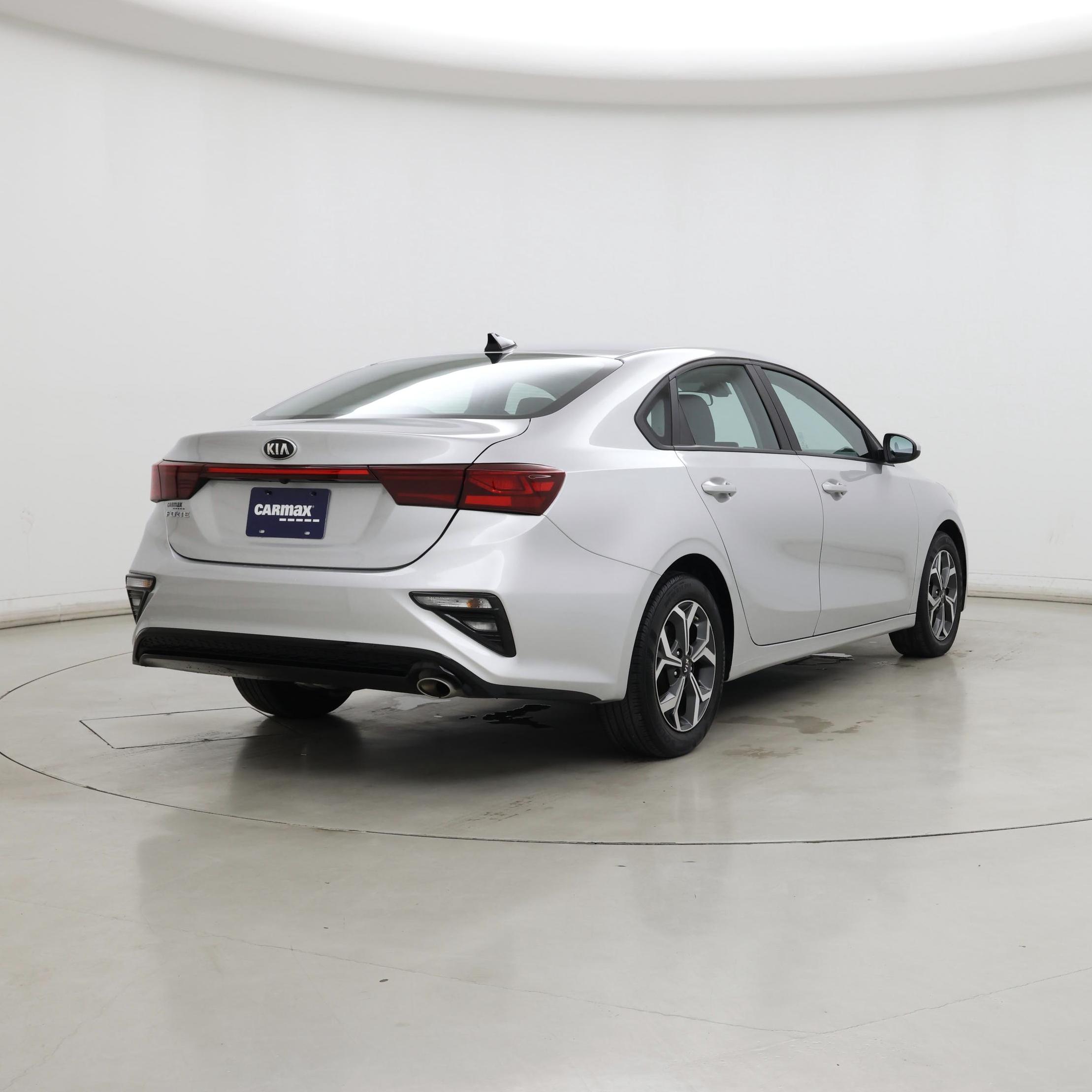 Thumbnail: 2021 Kia Forte - 8