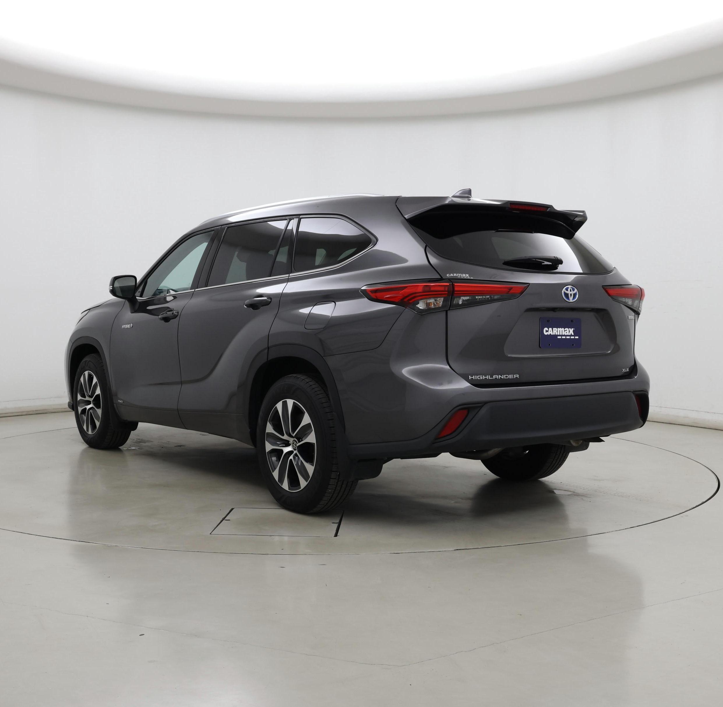 Thumbnail: 2021 Toyota Highlander - 2